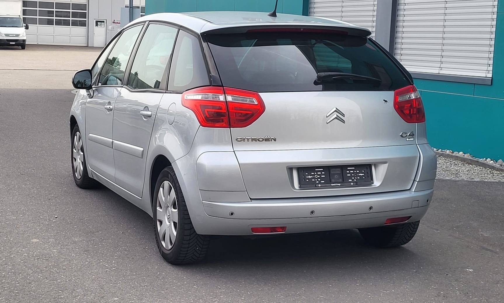 CITROEN C4 Picasso 1.6 HDI 16V Essentiel-image-5