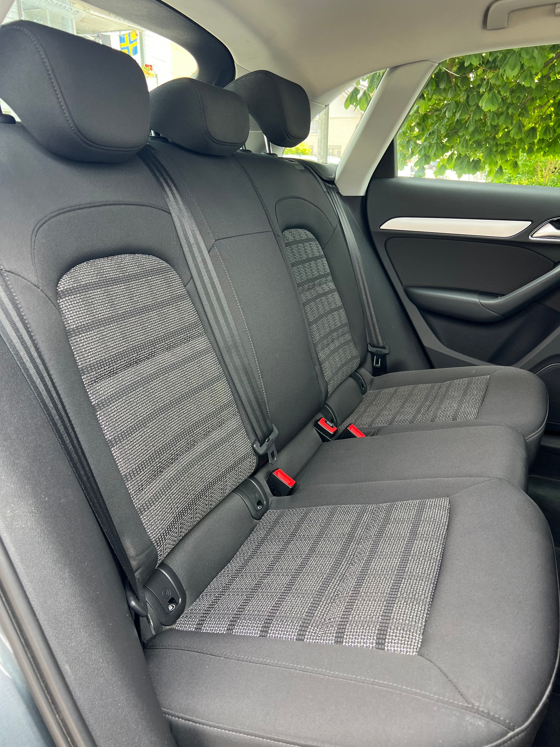 AUDI Q3 2.0 TFSI sport quattro S-tronic-image-11
