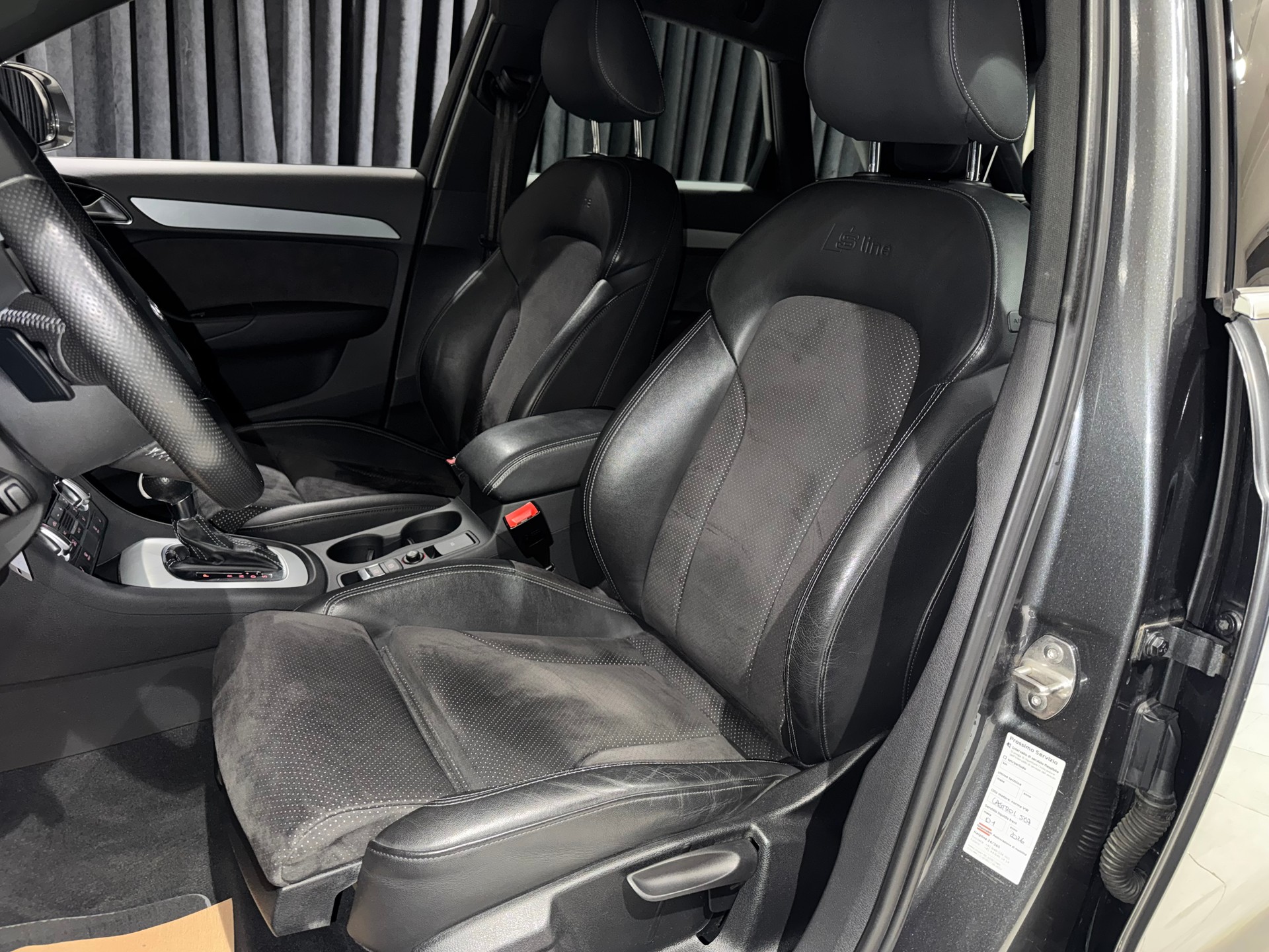 AUDI Q3 2.0 TDI quattro S-tronic | CH |-image-15