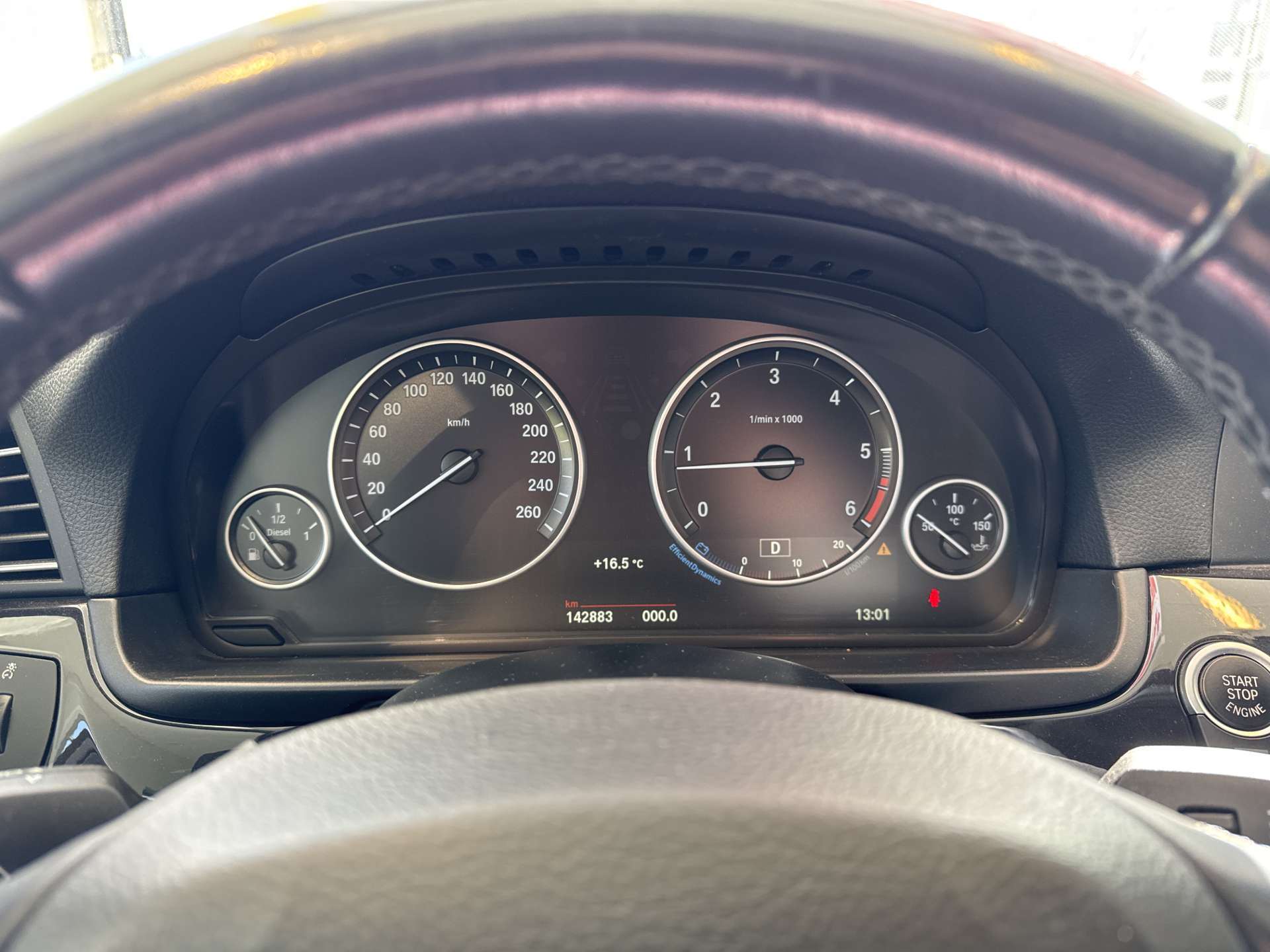 BMW 525d Touring xDrive 218PS Steptronic-Automat EXPORT-image-11