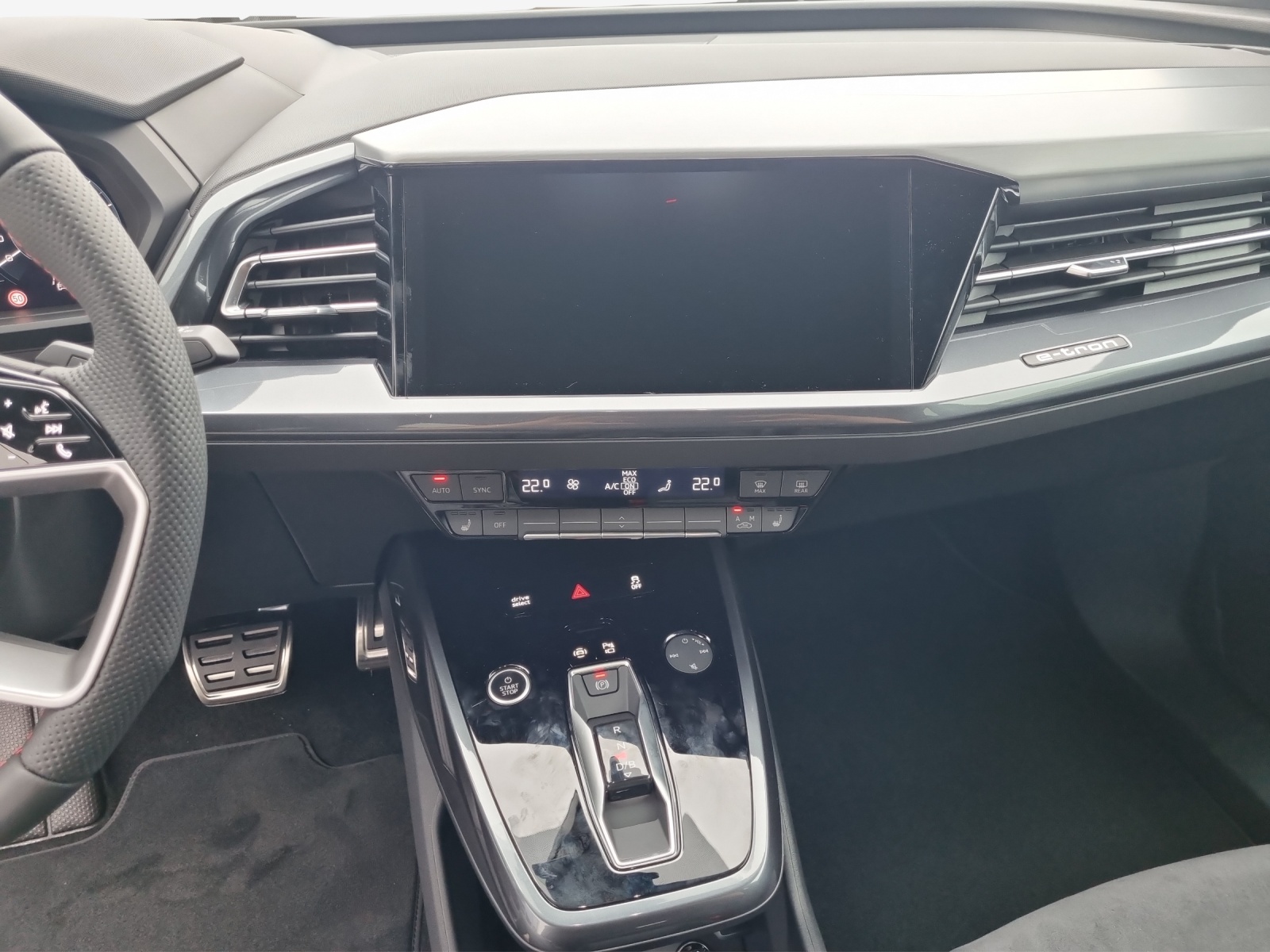 AUDI Q4 e-tron 45 Edition Swiss Ski quattro-image-10