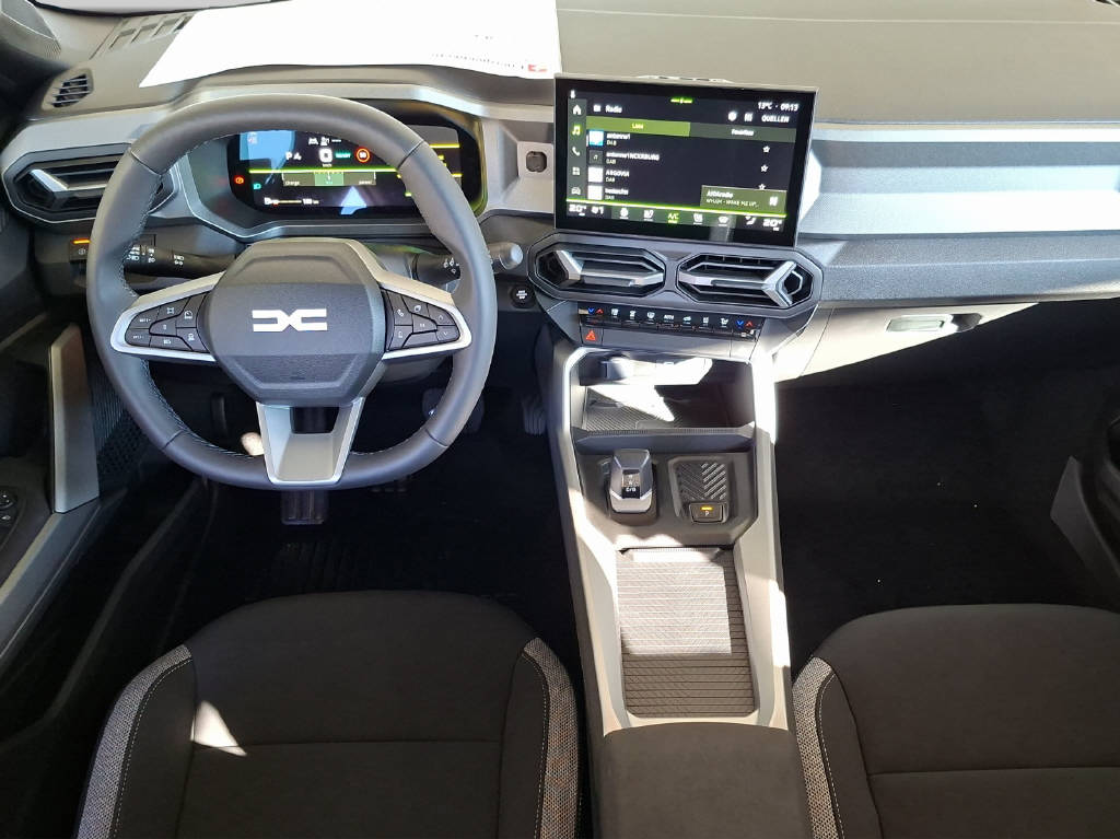 DACIA Bigster 1.8 Hybrid Journey-image-4