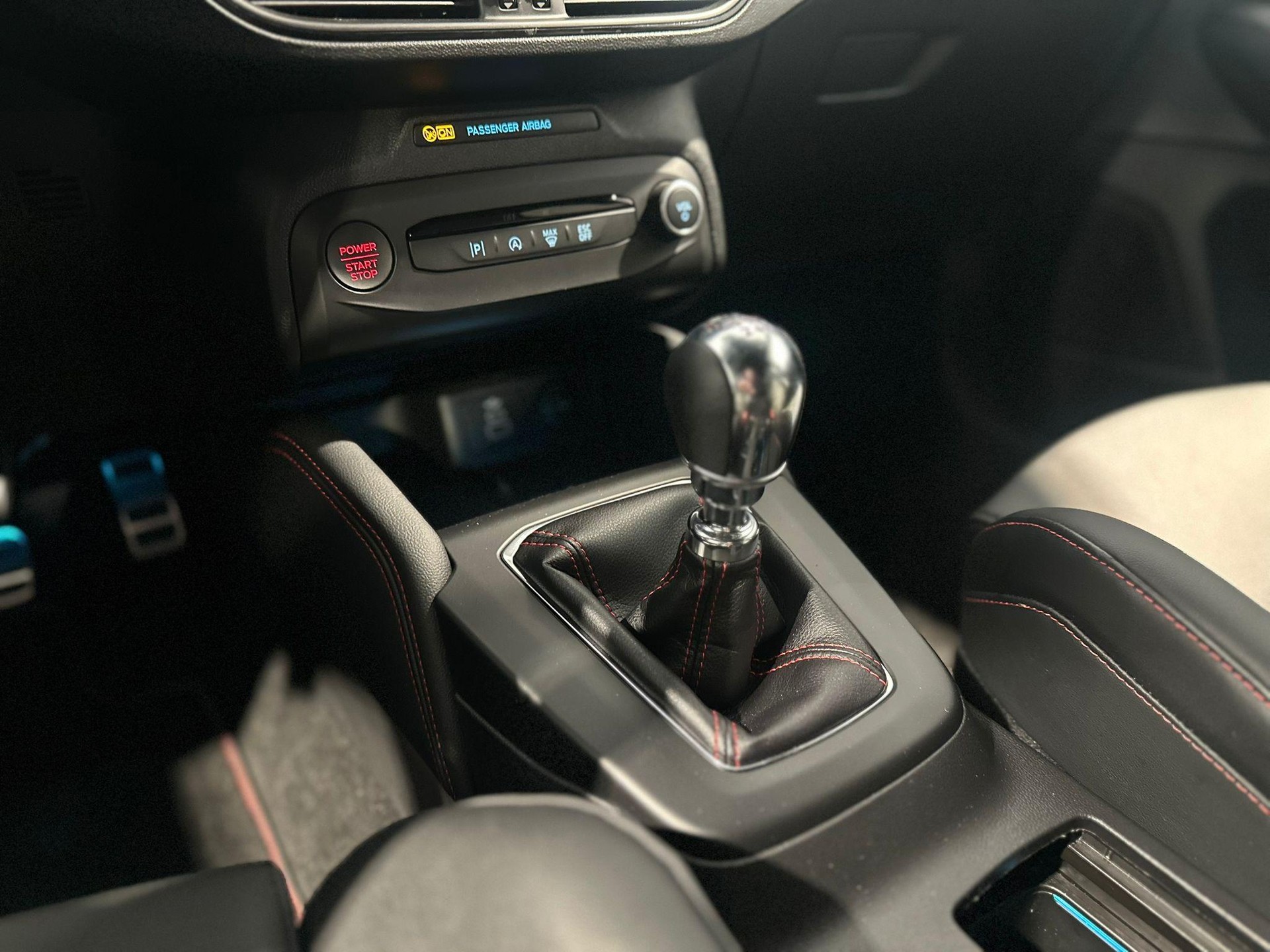 FORD Focus 2.3 EcoB ST X-image-11