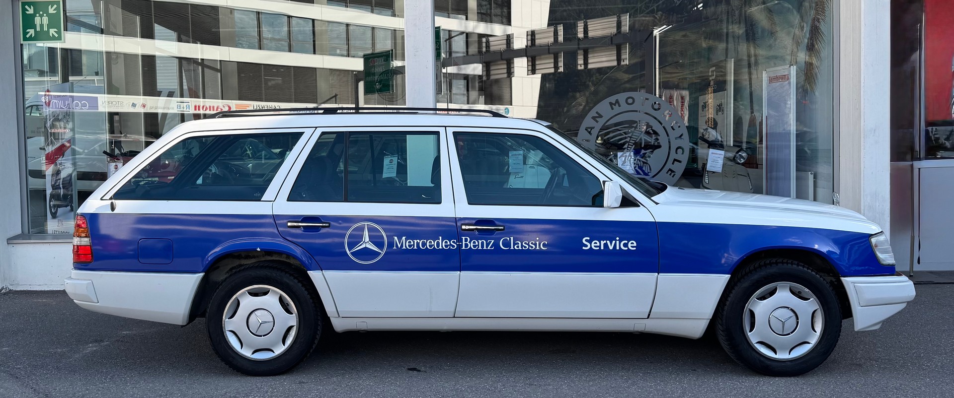 MERCEDES-BENZ E 280 Business Automatic-image-1