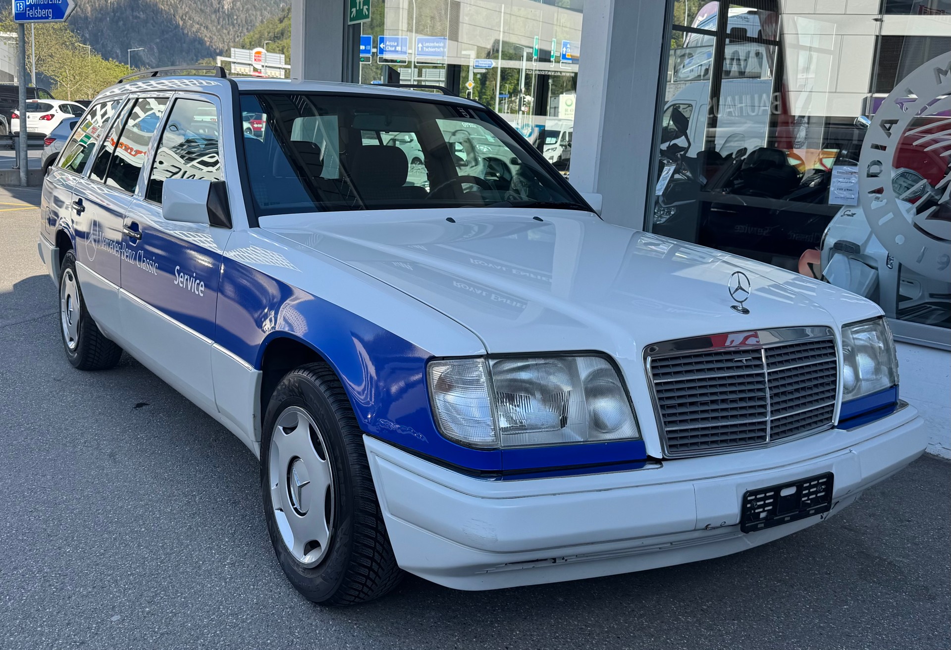 MERCEDES-BENZ E 280 Business Automatic-image-0