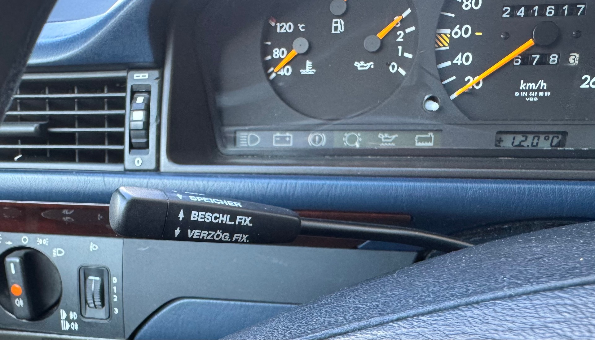 MERCEDES-BENZ E 280 Business Automatic-image-15