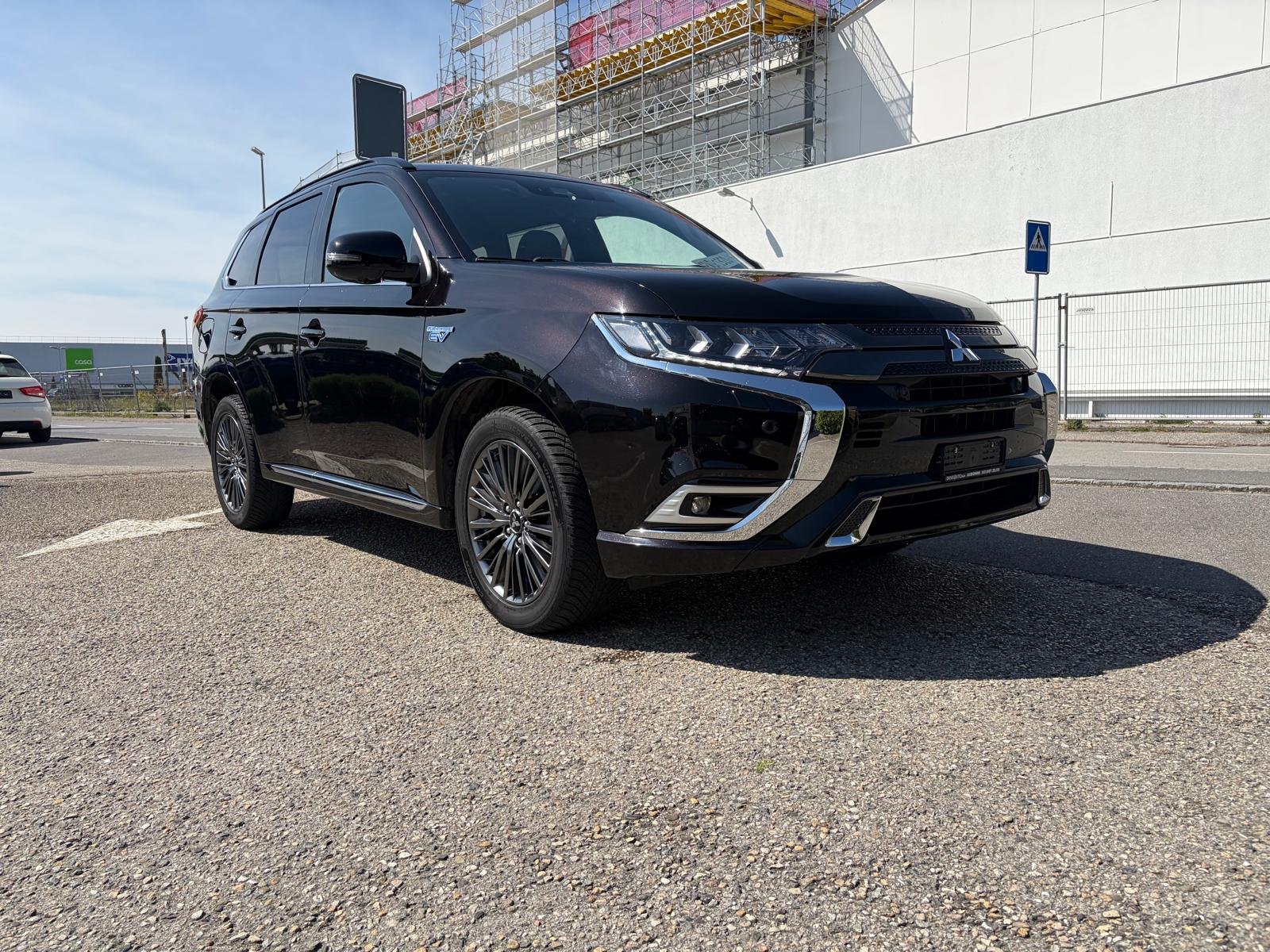 MITSUBISHI Outlander 2.4 PHEV Style 4WD Automatic