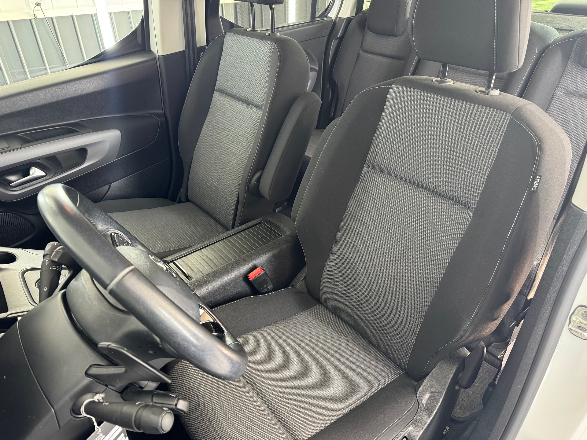 TOYOTA Proace City Verso 1.2 Style Medium Automatik-image-11