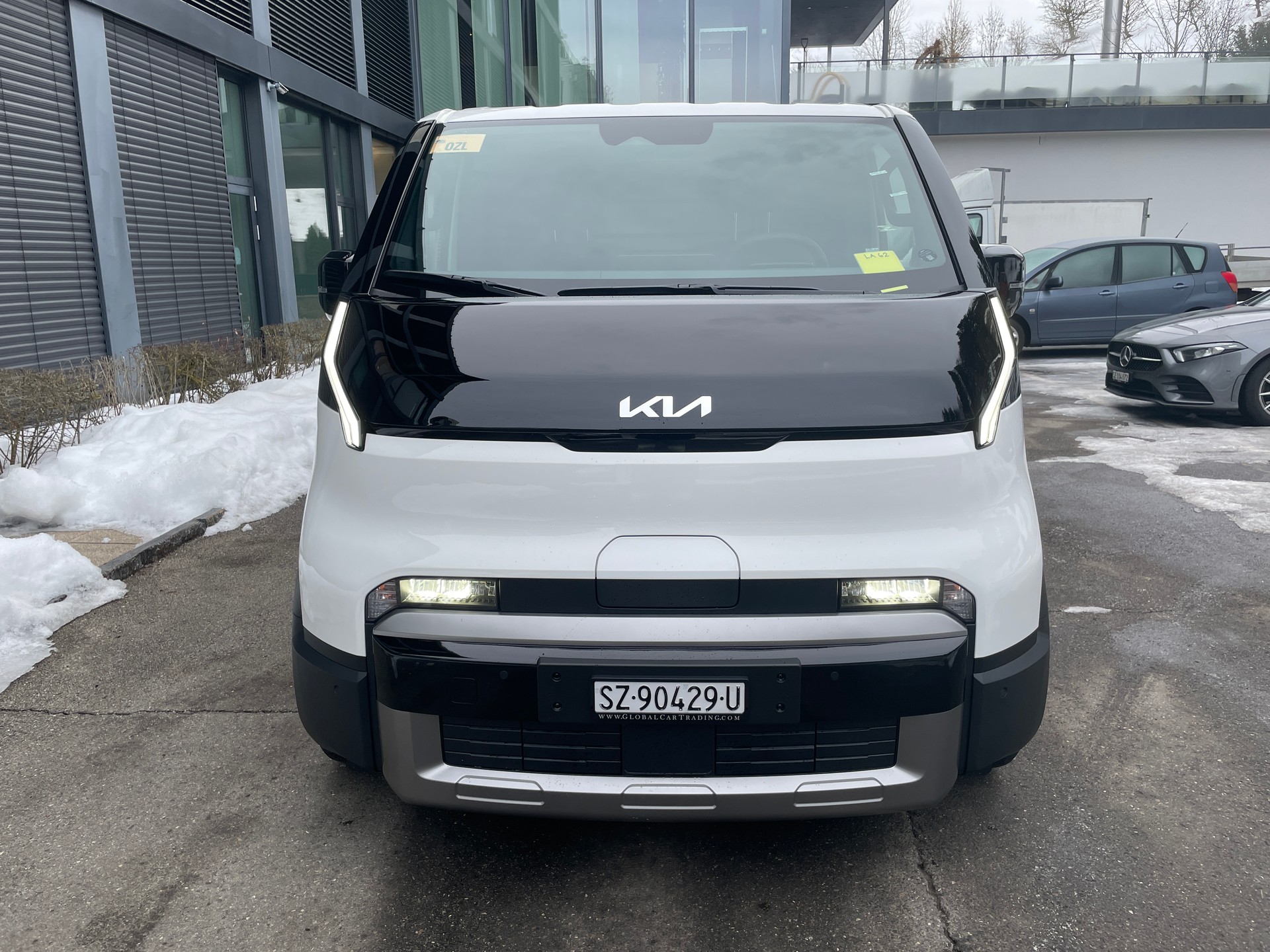 KIA PV5 Cargo 71.2 kWh Plus 2-Schiebetüren-showroom-element-1