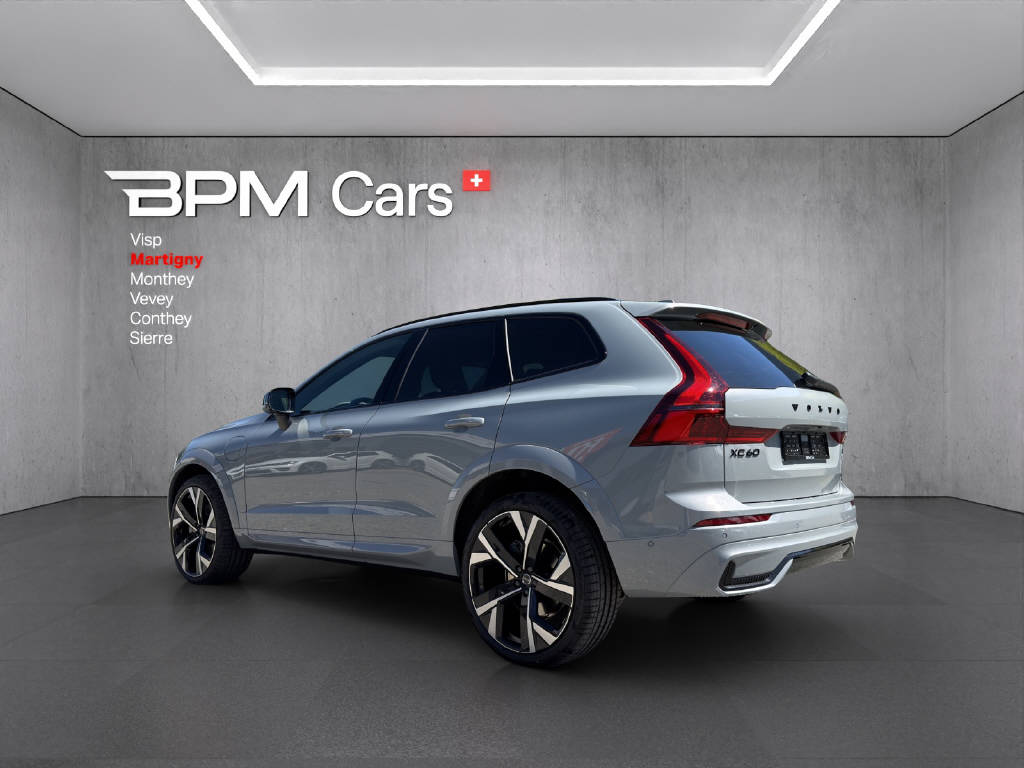 VOLVO XC60 2.0 T6 TE Black Edition eAWD-image-5