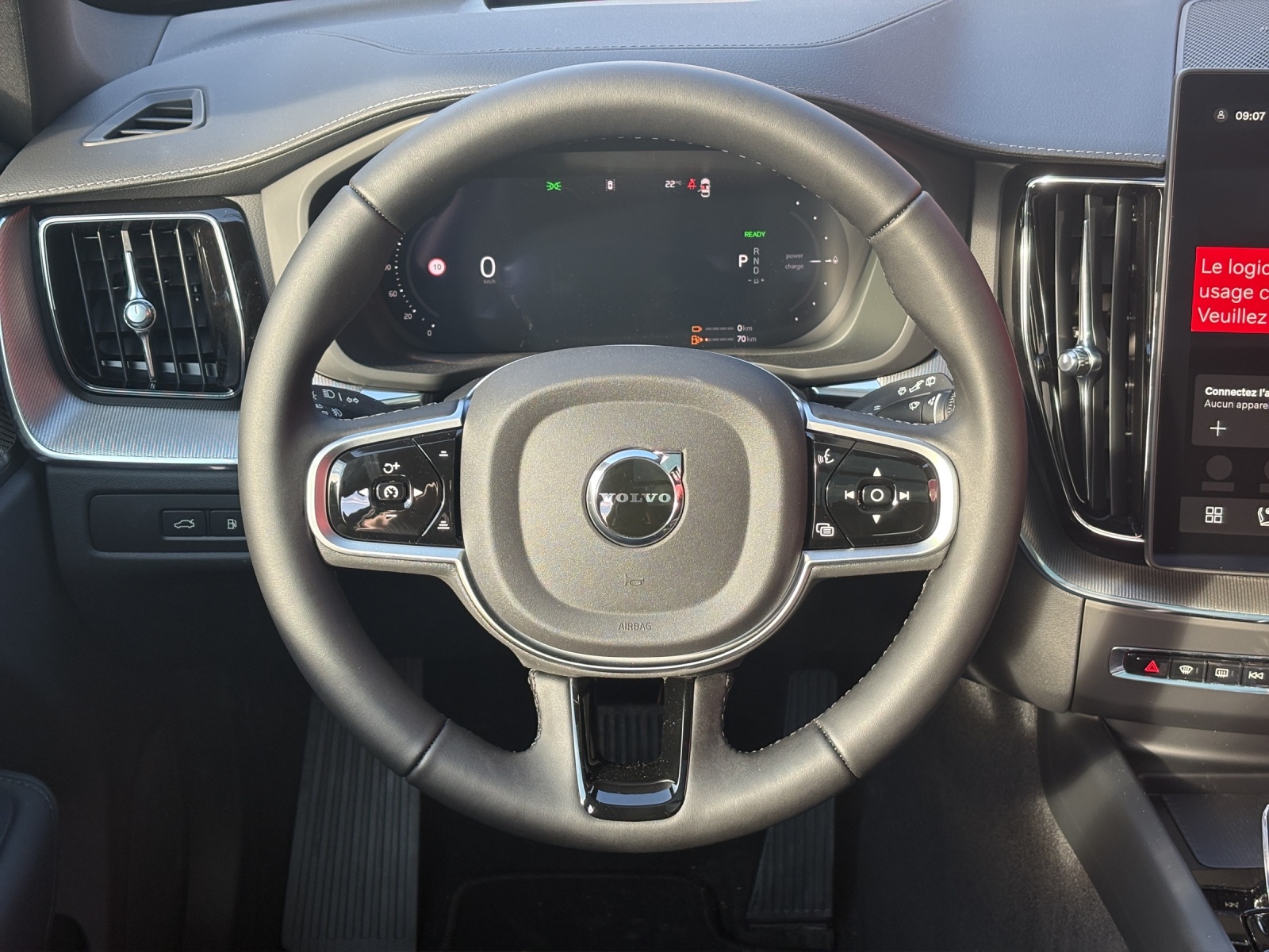 VOLVO XC60 2.0 T6 TE Black Edition eAWD-image-9