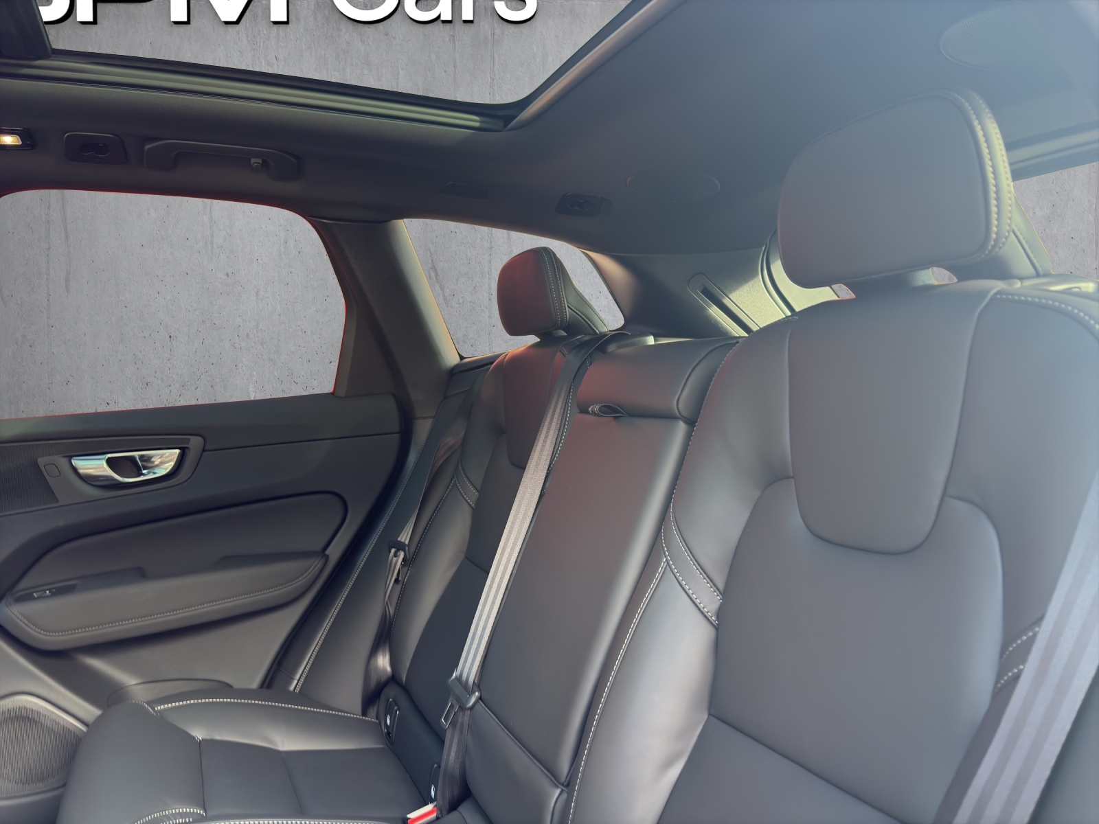 VOLVO XC60 2.0 T6 TE Black Edition eAWD-image-12