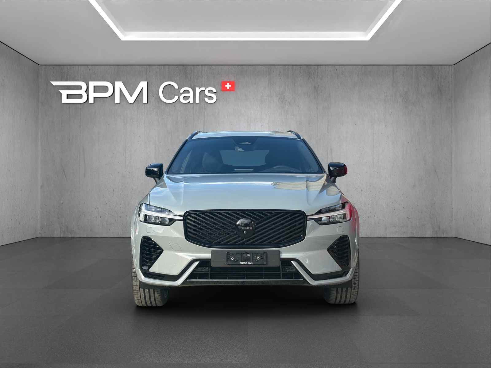 VOLVO XC60 2.0 T6 TE Black Edition eAWD-showroom-element-1