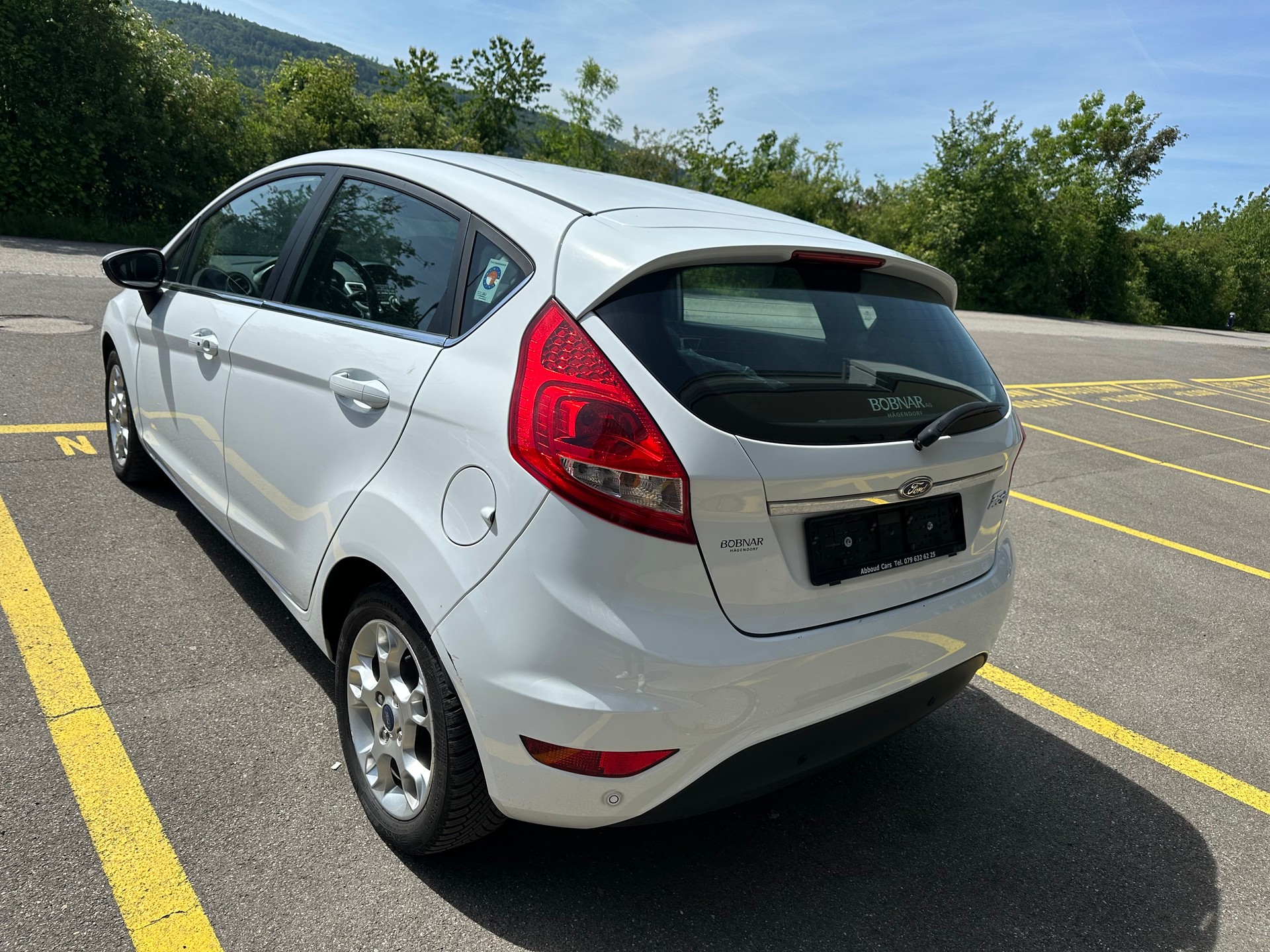 FORD Fiesta 1.4 16V Titanium-image-3