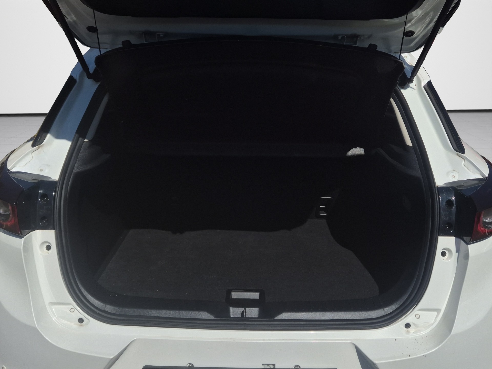 MAZDA CX-3 SKYACTIV-G 121 Ambition Plus FWD Automat-image-11