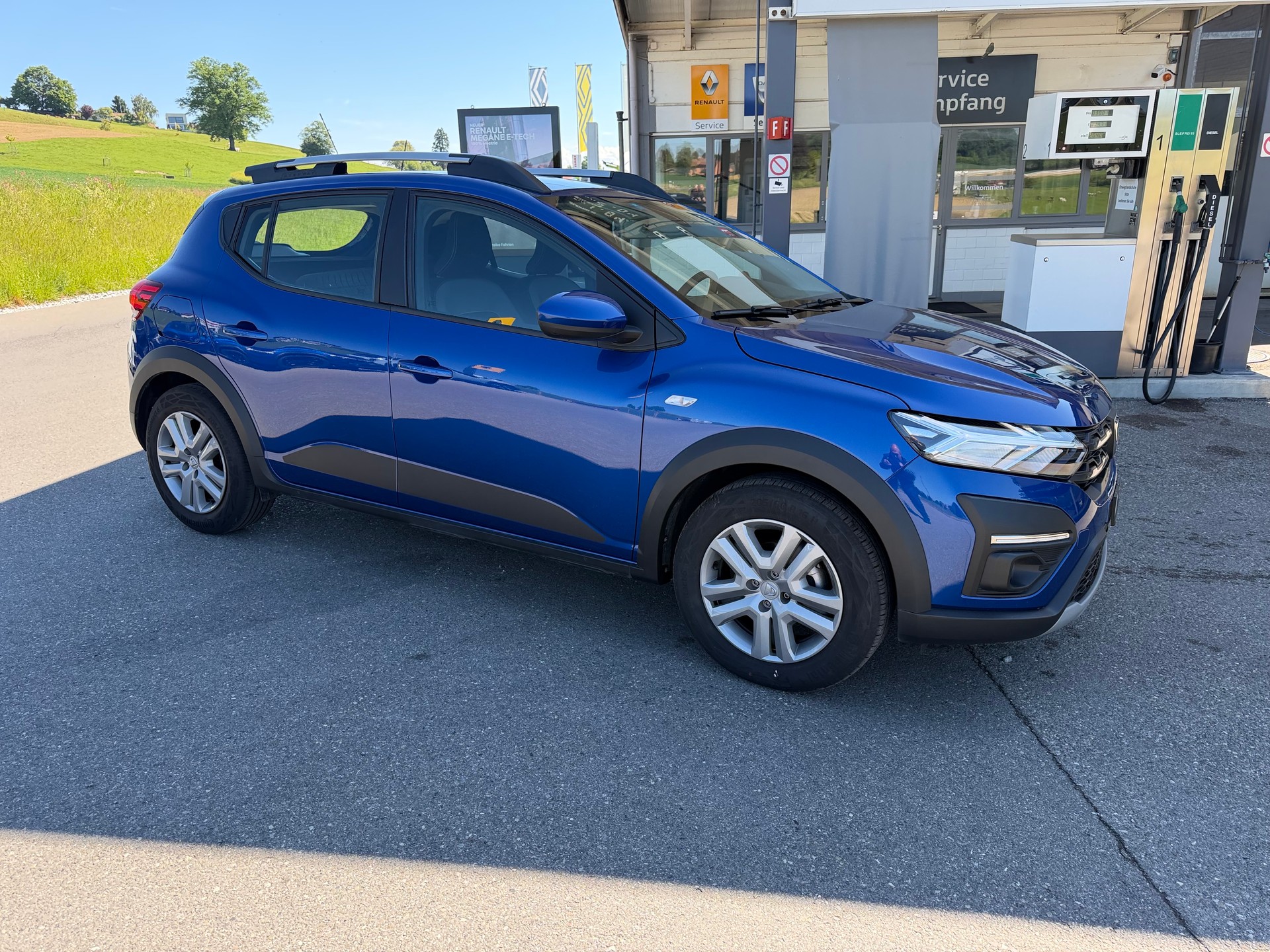 DACIA Sandero Stepway TCe 90 Comfort CVT-image-2