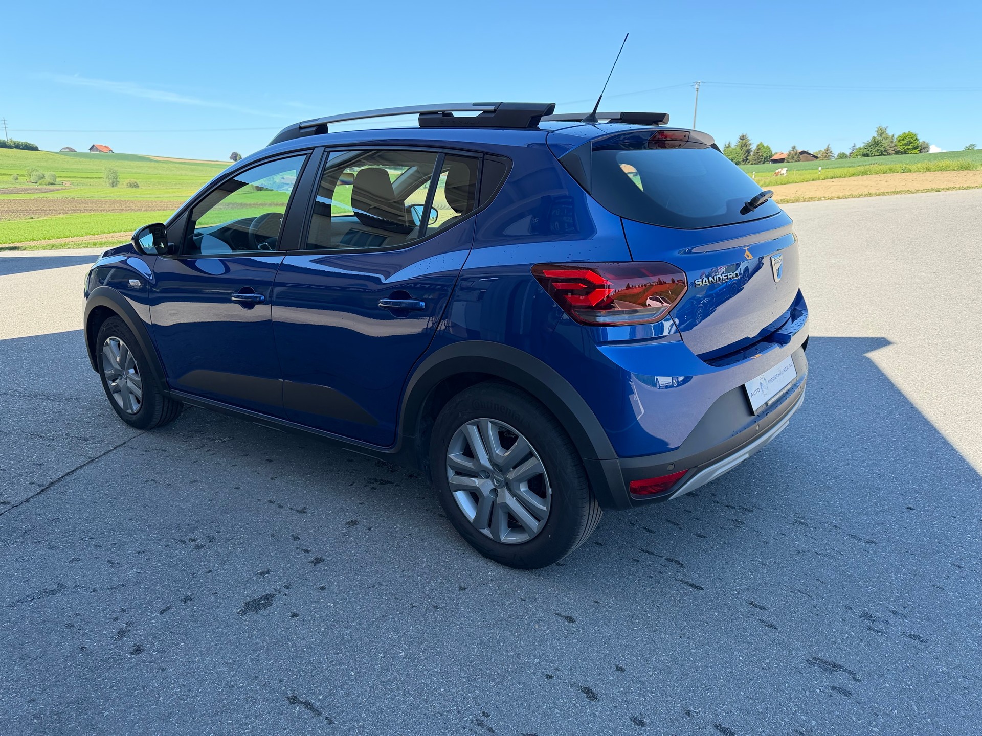 DACIA Sandero Stepway TCe 90 Comfort CVT-image-4