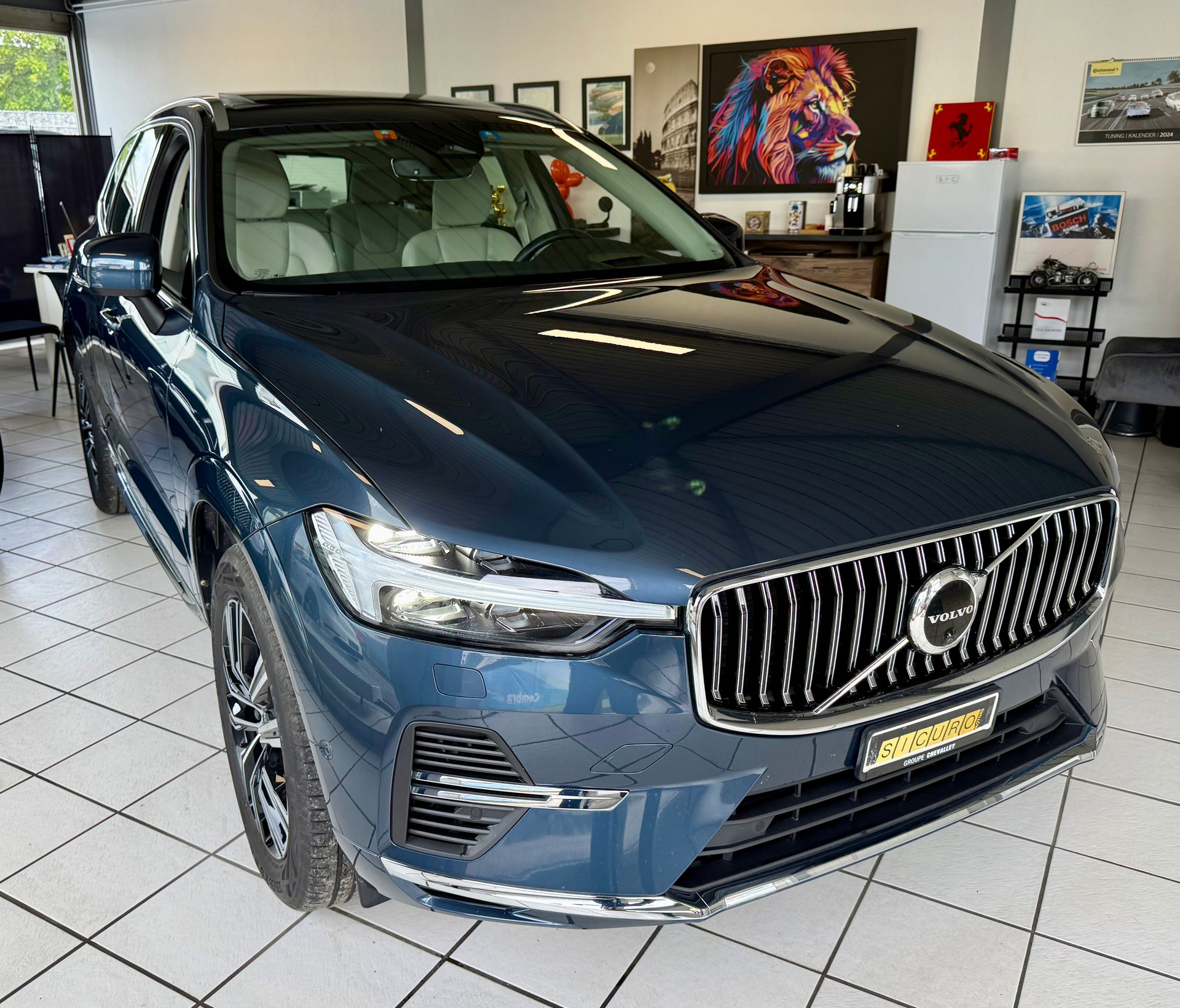 VOLVO XC60 T6 eAWD Inscription Geartronic-image-0