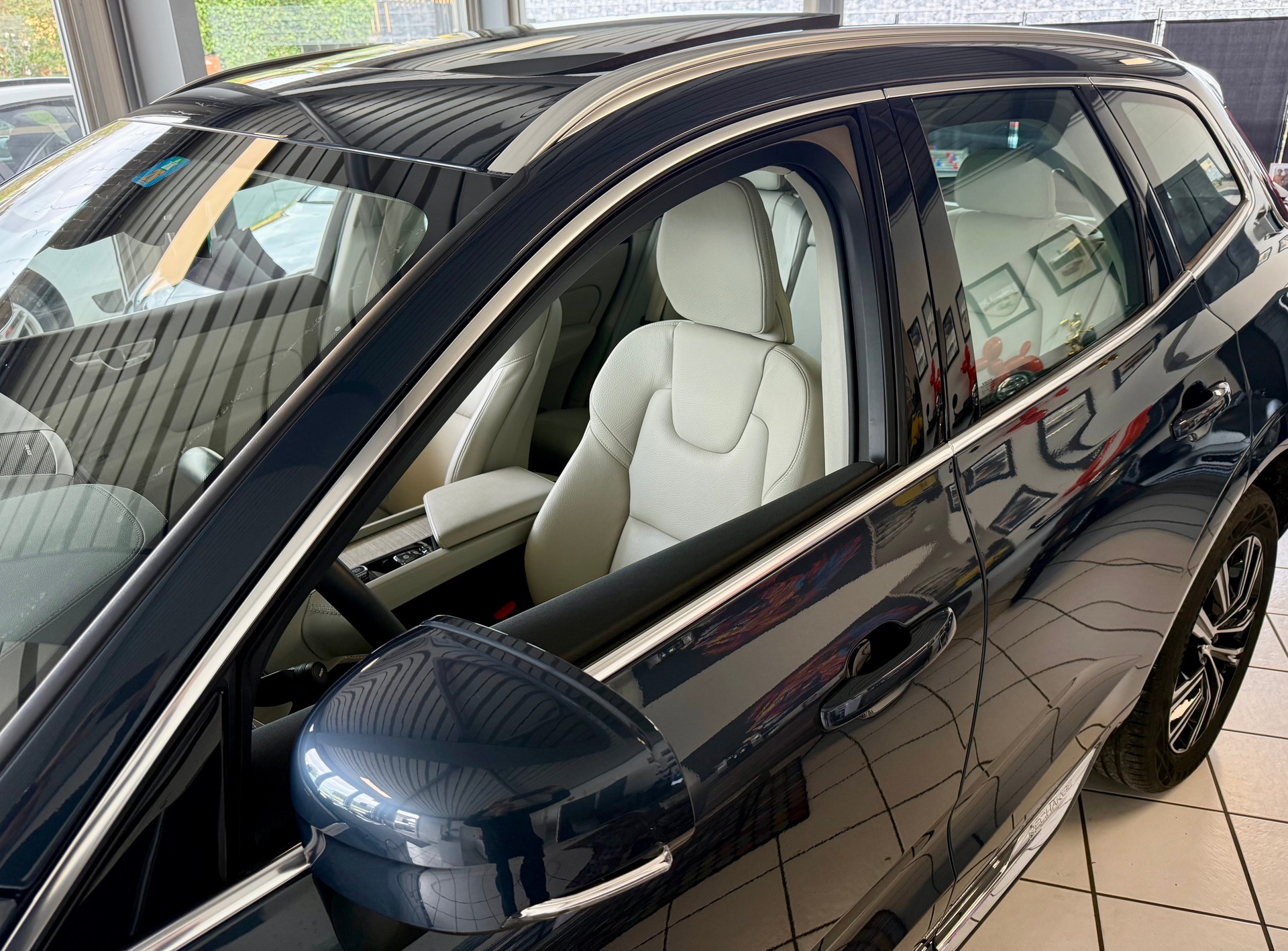 VOLVO XC60 T6 eAWD Inscription Geartronic-image-5