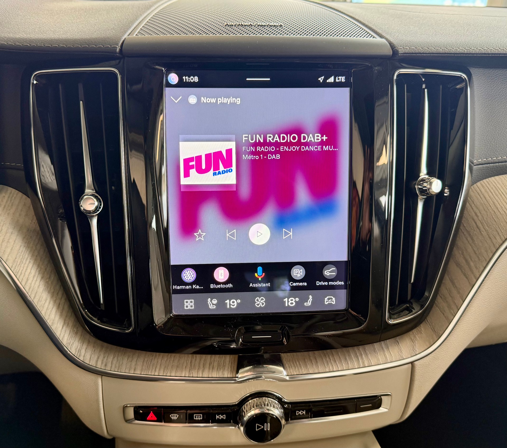 VOLVO XC60 T6 eAWD Inscription Geartronic-image-19