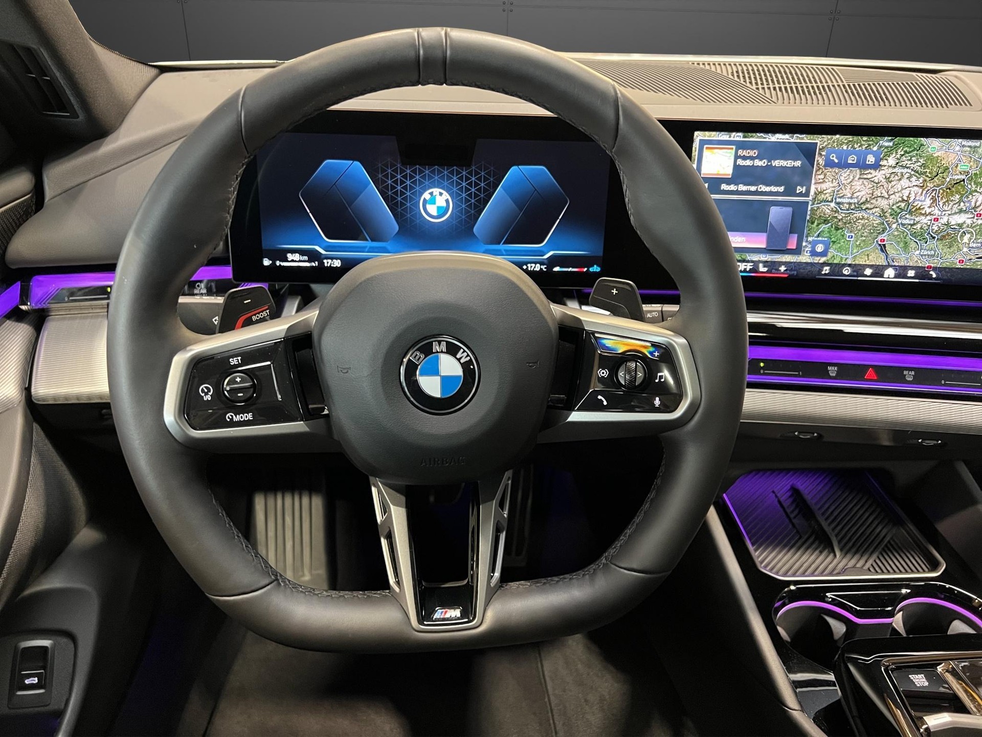 BMW 520d xDrive Touring M Sport-image-13