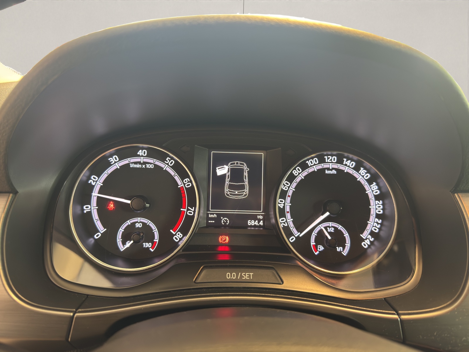 SKODA Fabia 1.0 TSI Soleil-image-10