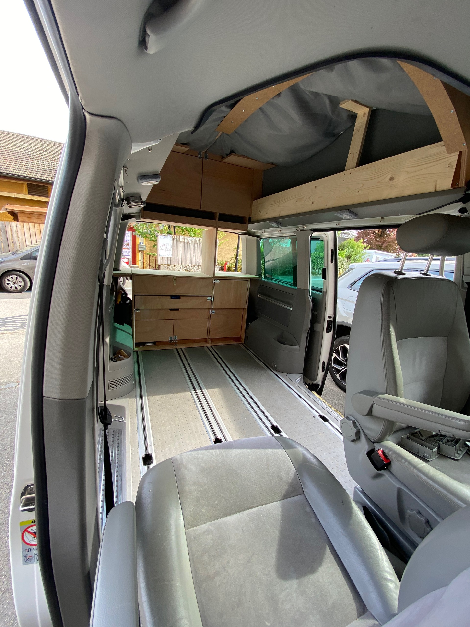 VW Multivan Highline 4 Motion-image-3