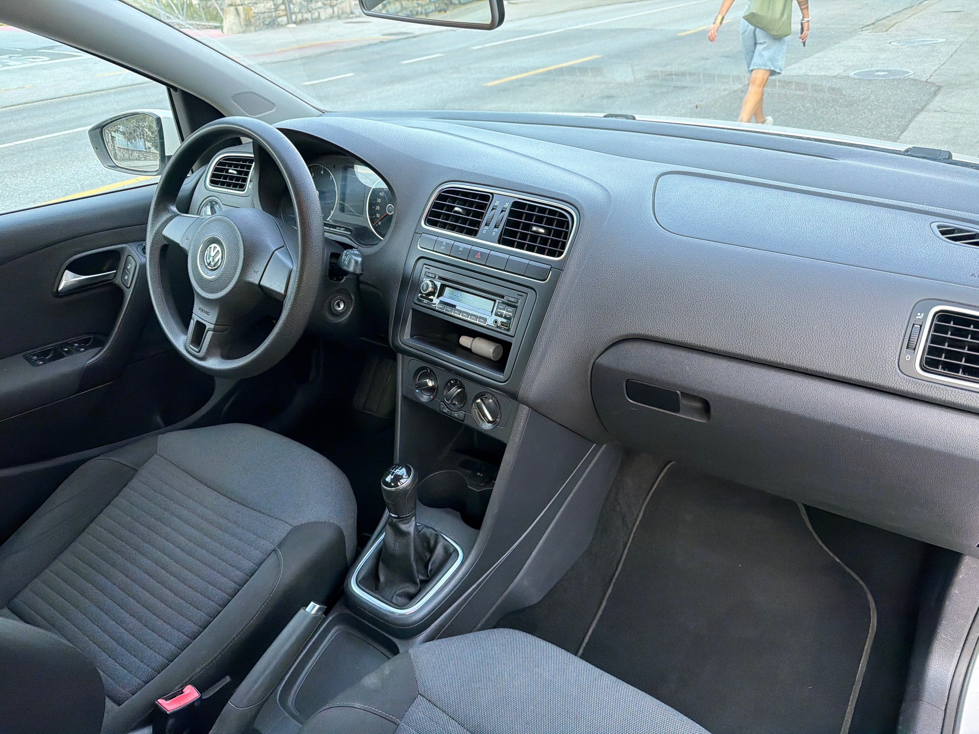 VW Polo 1.2 TSI Comfortline-image-13