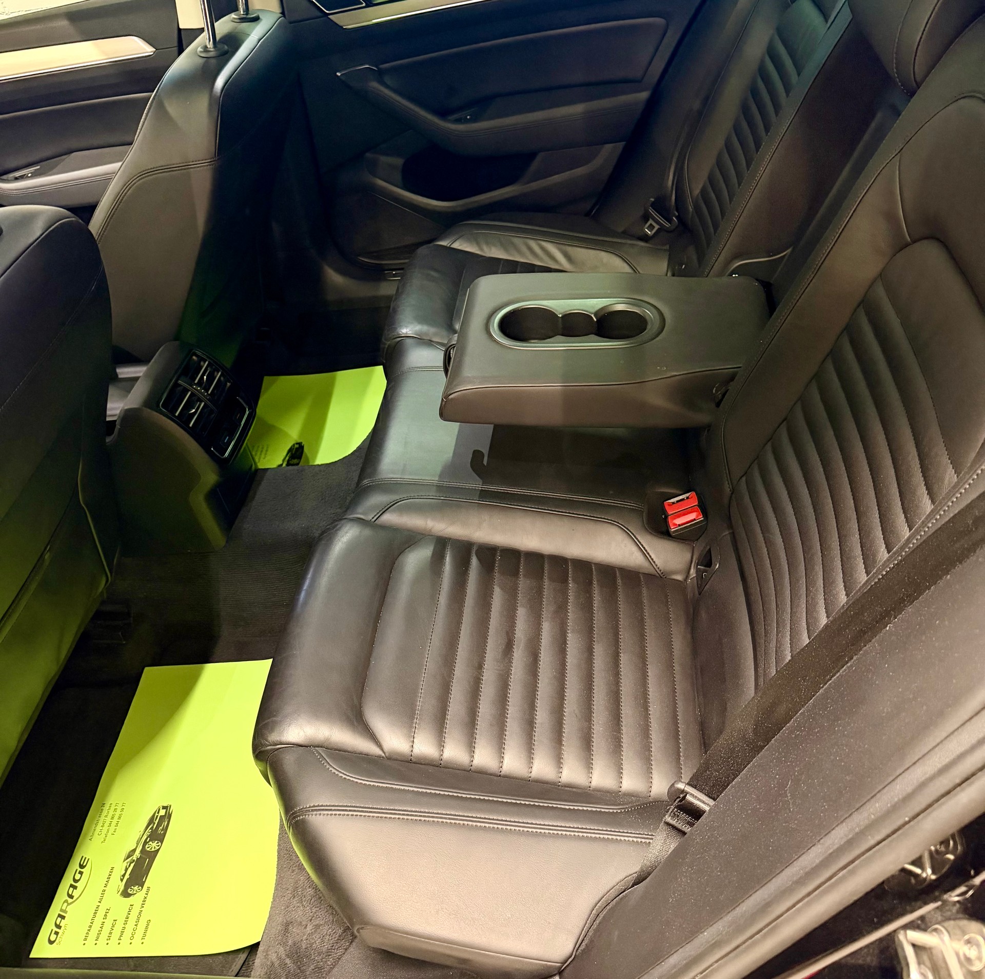 VW Passat Variant 2.0 TDI BMT High. DSG 4Motion-image-8