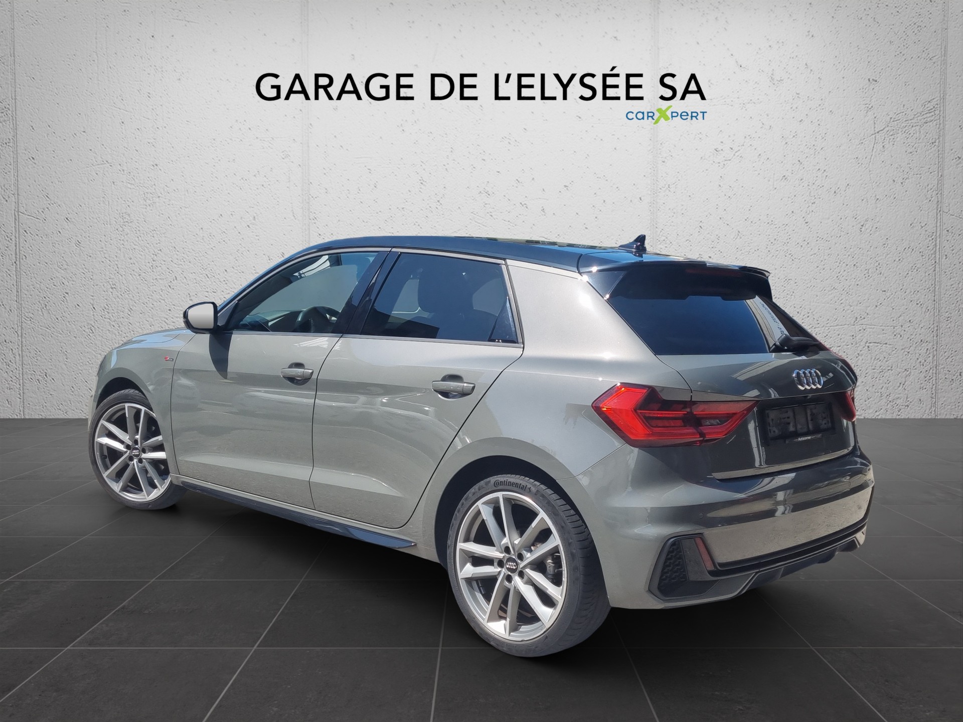 AUDI A1 Sportback 35 TFSI S Line S-tronic-image-4
