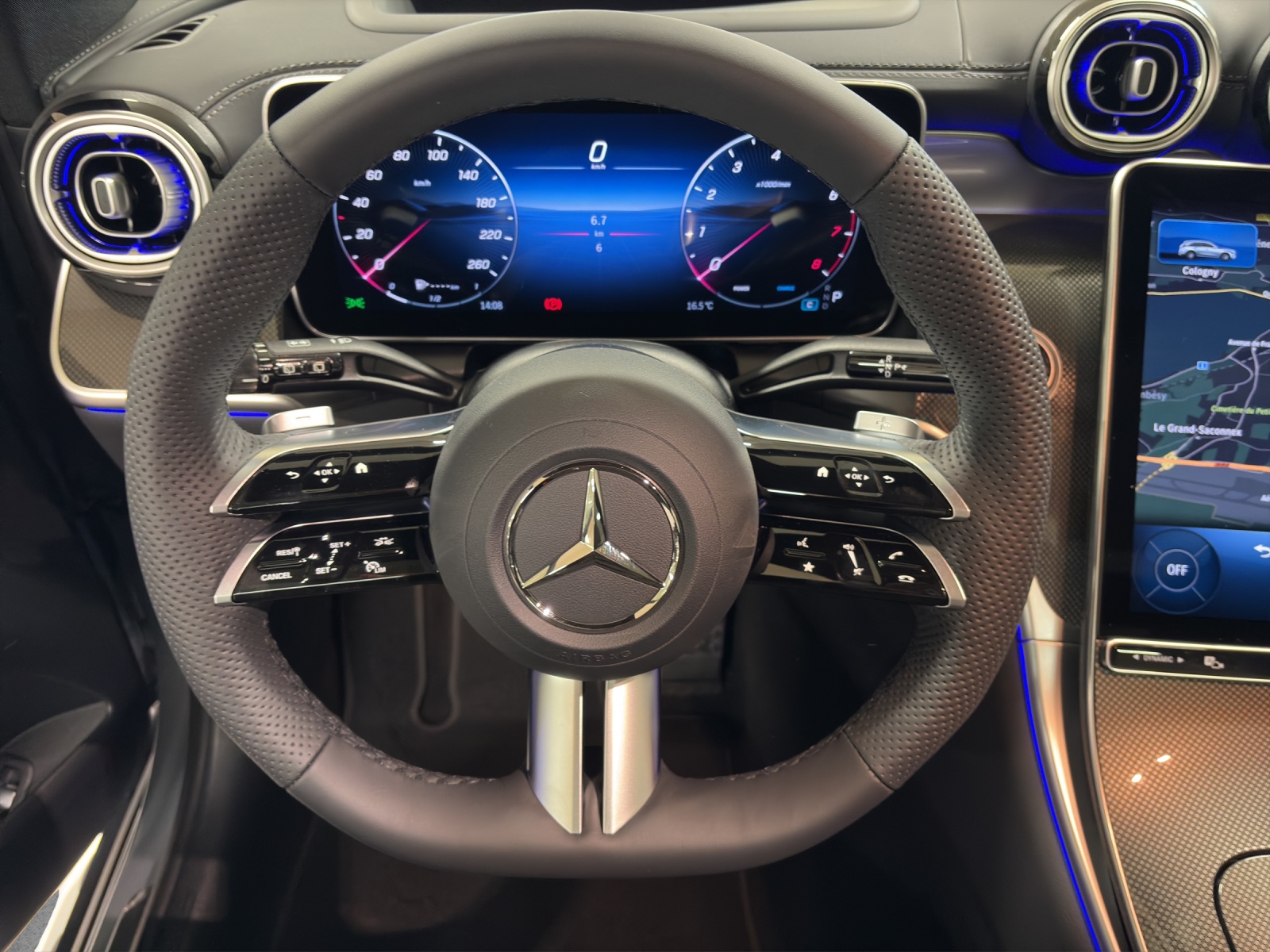 MERCEDES-BENZ GLC 200 4M-image-6