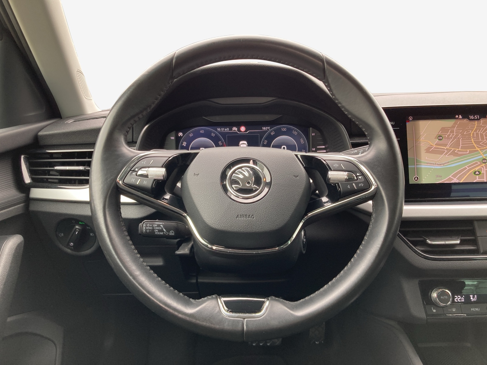 SKODA Kamiq 1.0 TSI Ambition DSG-image-8