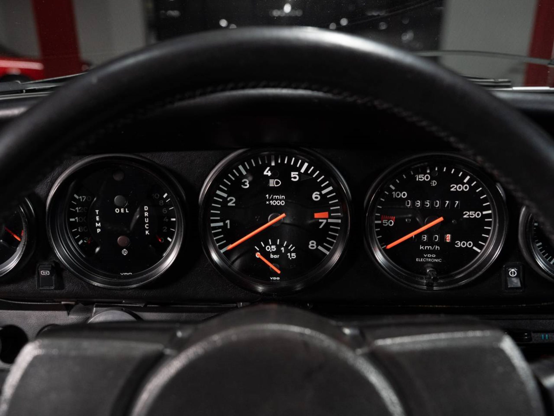 PORSCHE 911 Turbo 3.0 Coupé-image-13
