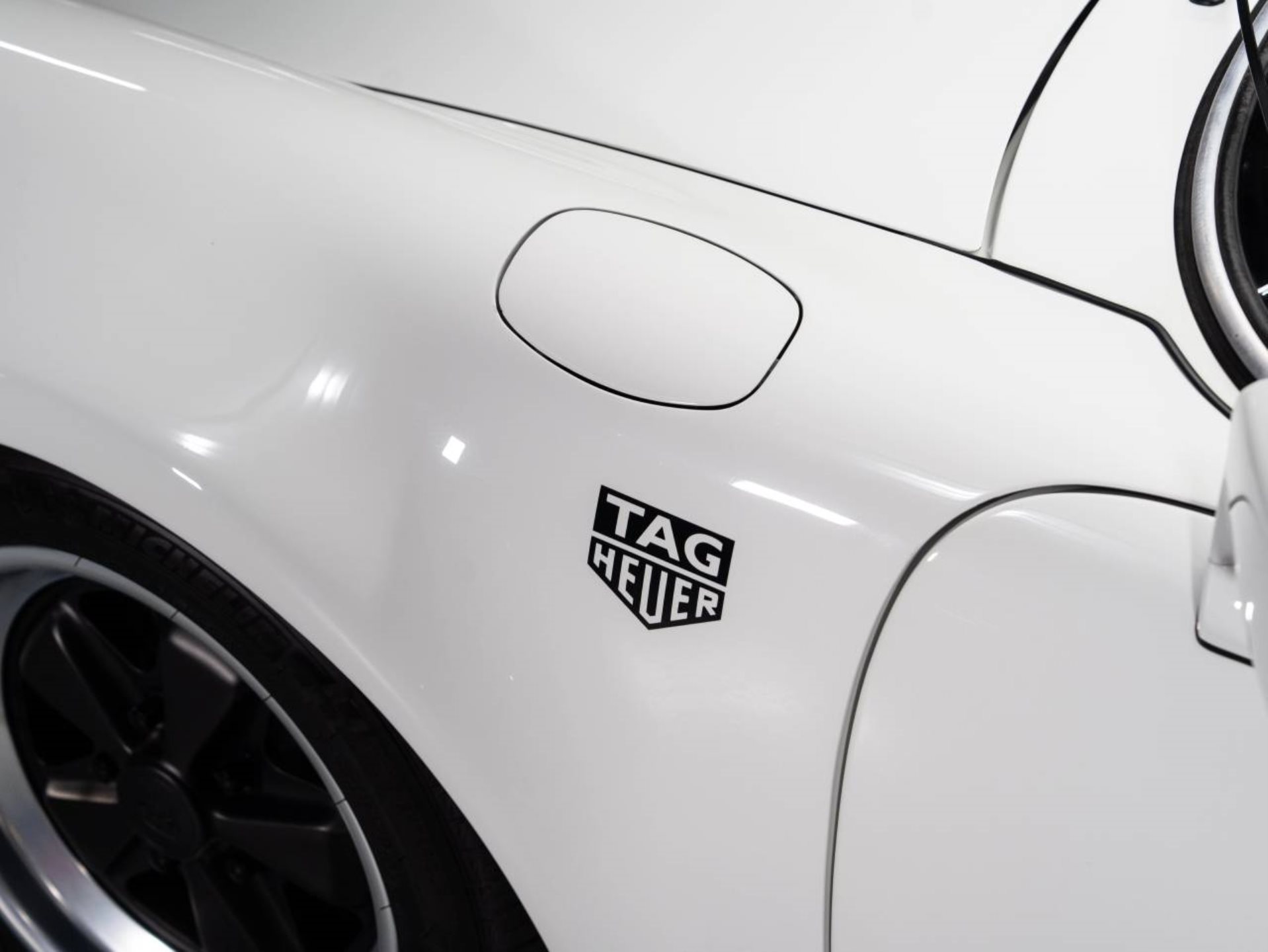 PORSCHE 911 Turbo 3.0 Coupé-image-23
