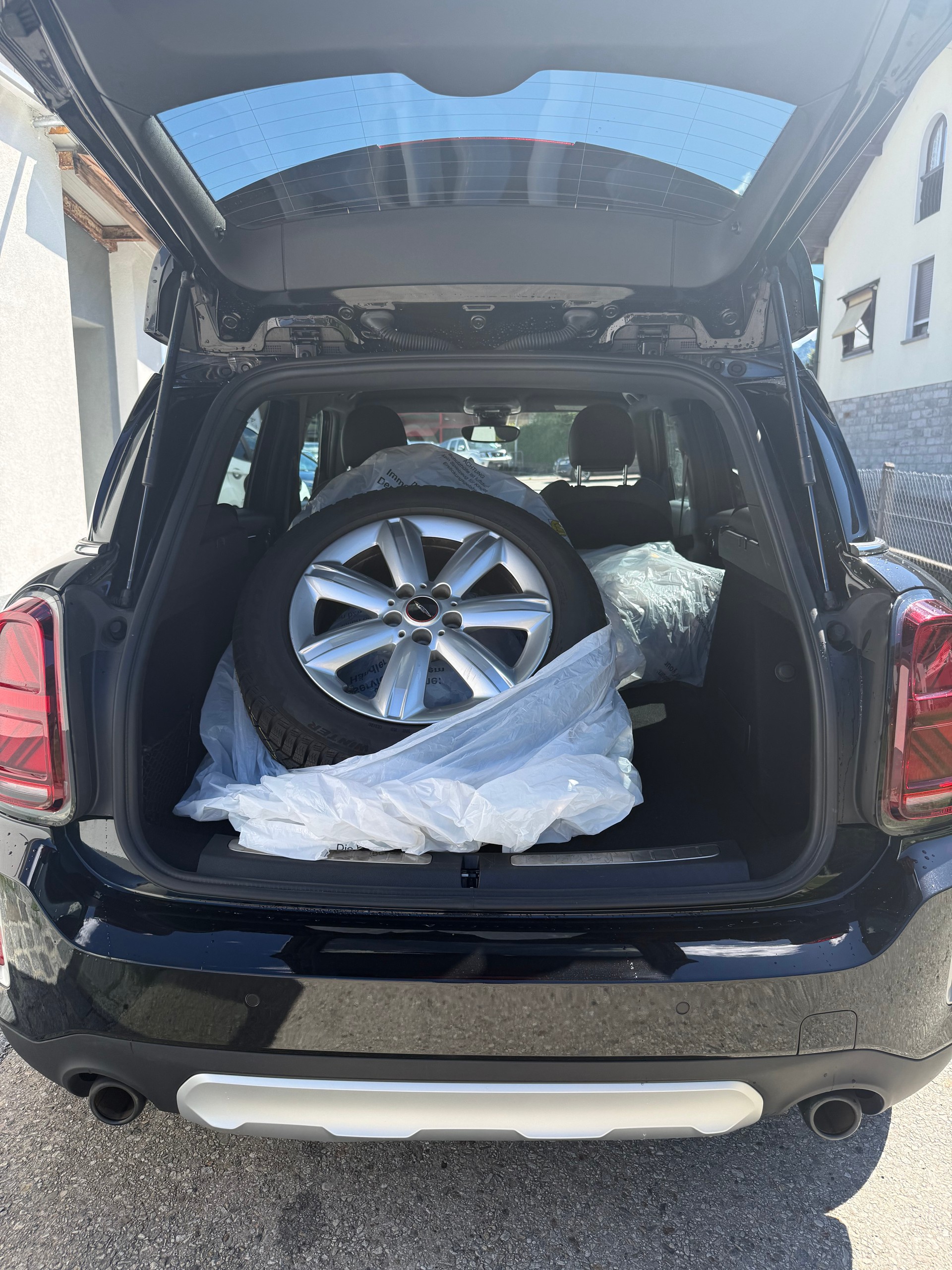 MINI Countryman Cooper S Highland Edition ALL4 Steptronic-image-9
