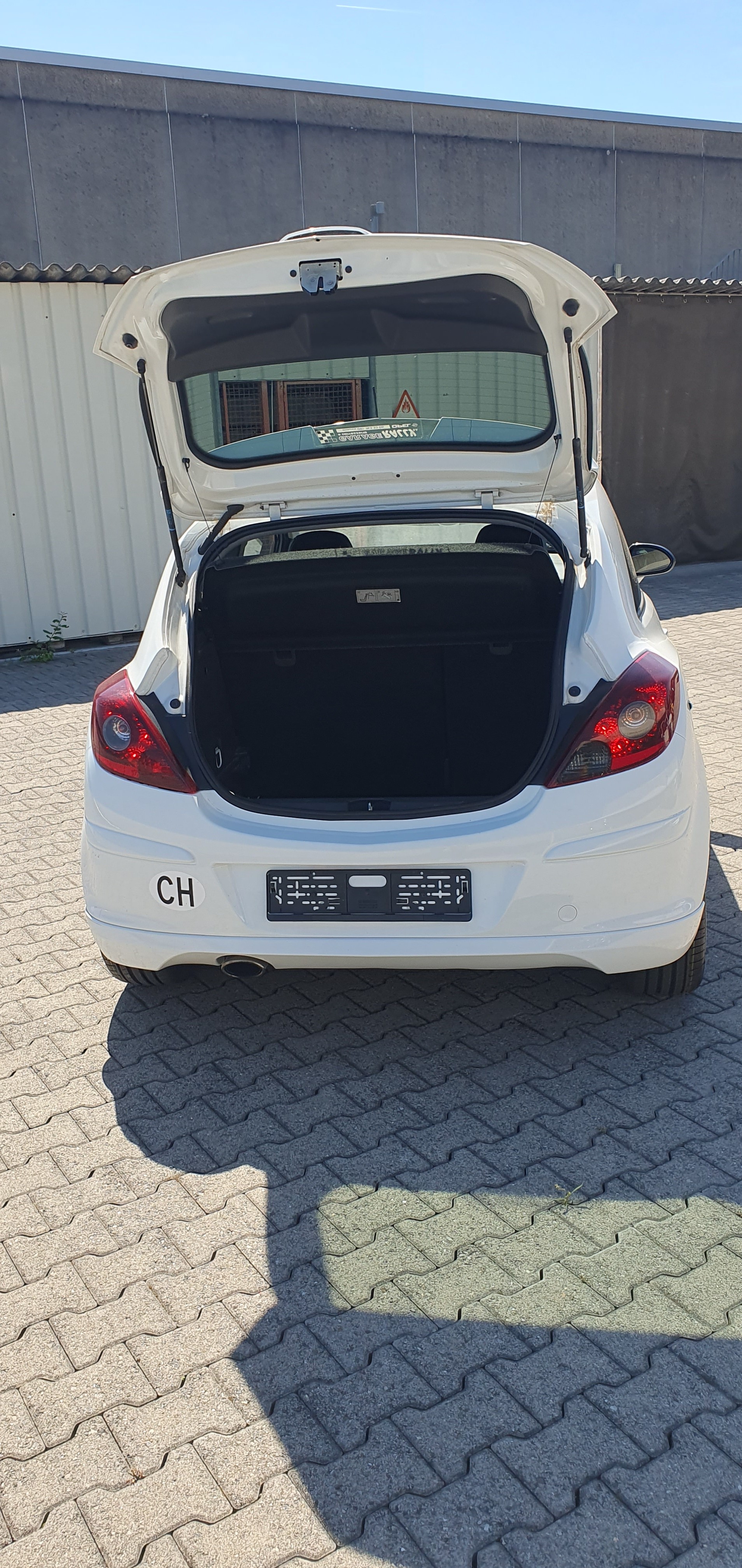 OPEL Corsa 1.4 TP Sport-image-11