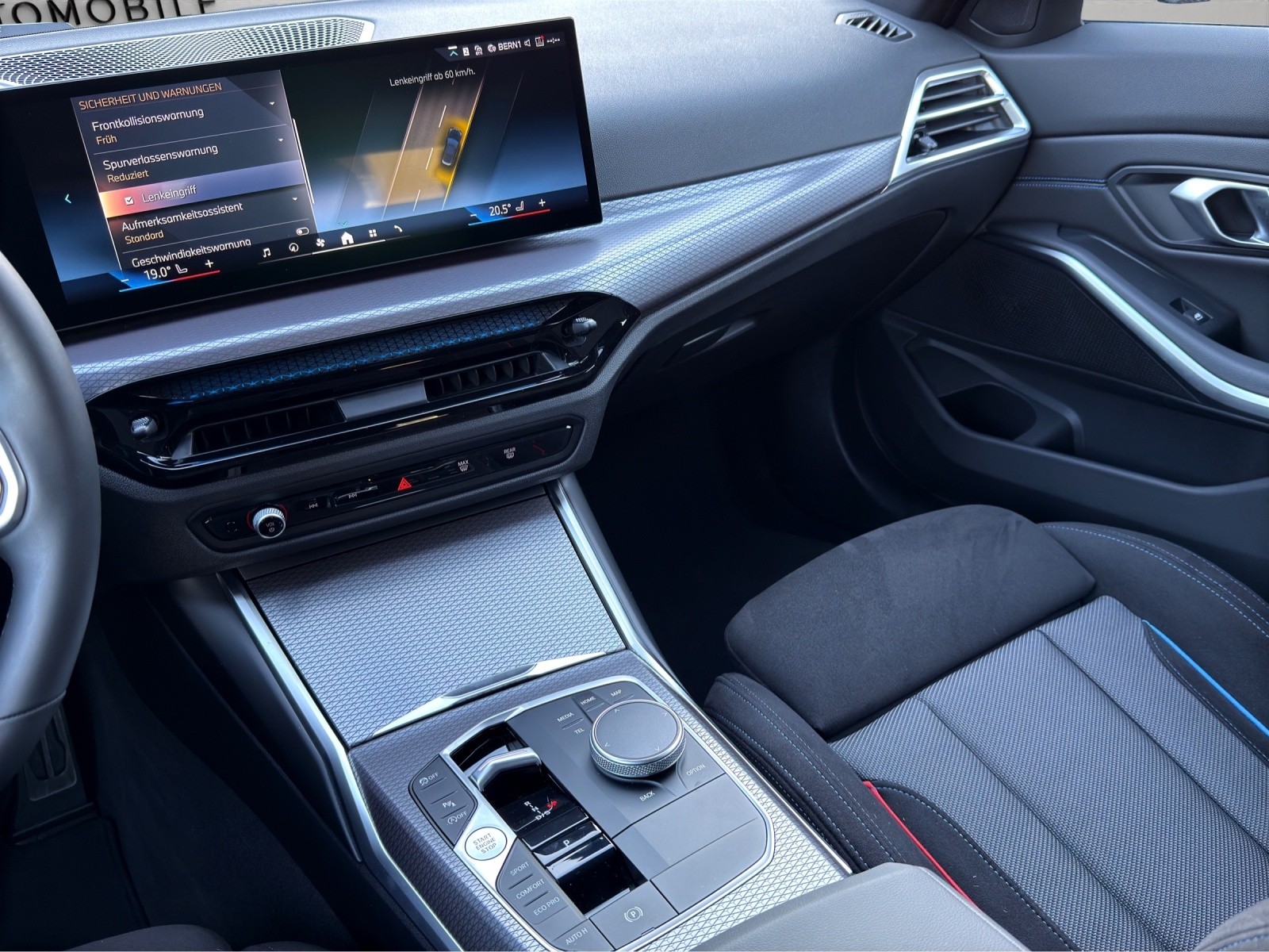 BMW 330i Touring xDrive Steptronic M Sport-image-15