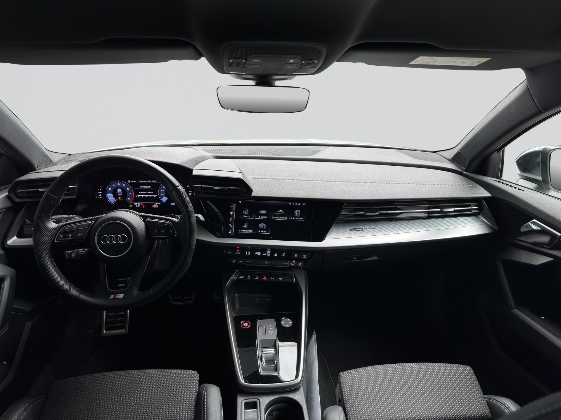 AUDI S3 Limousine 2.0 TFSI quattro S-tronic-image-12