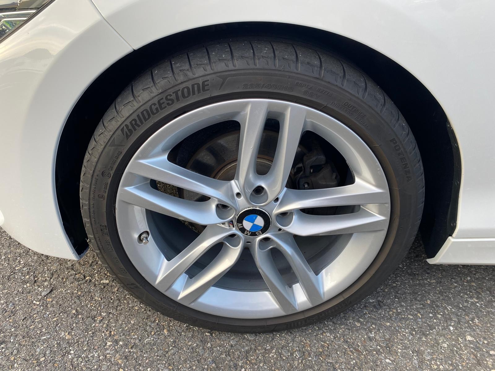 BMW 120d xDrive M Sport Steptronic-image-6