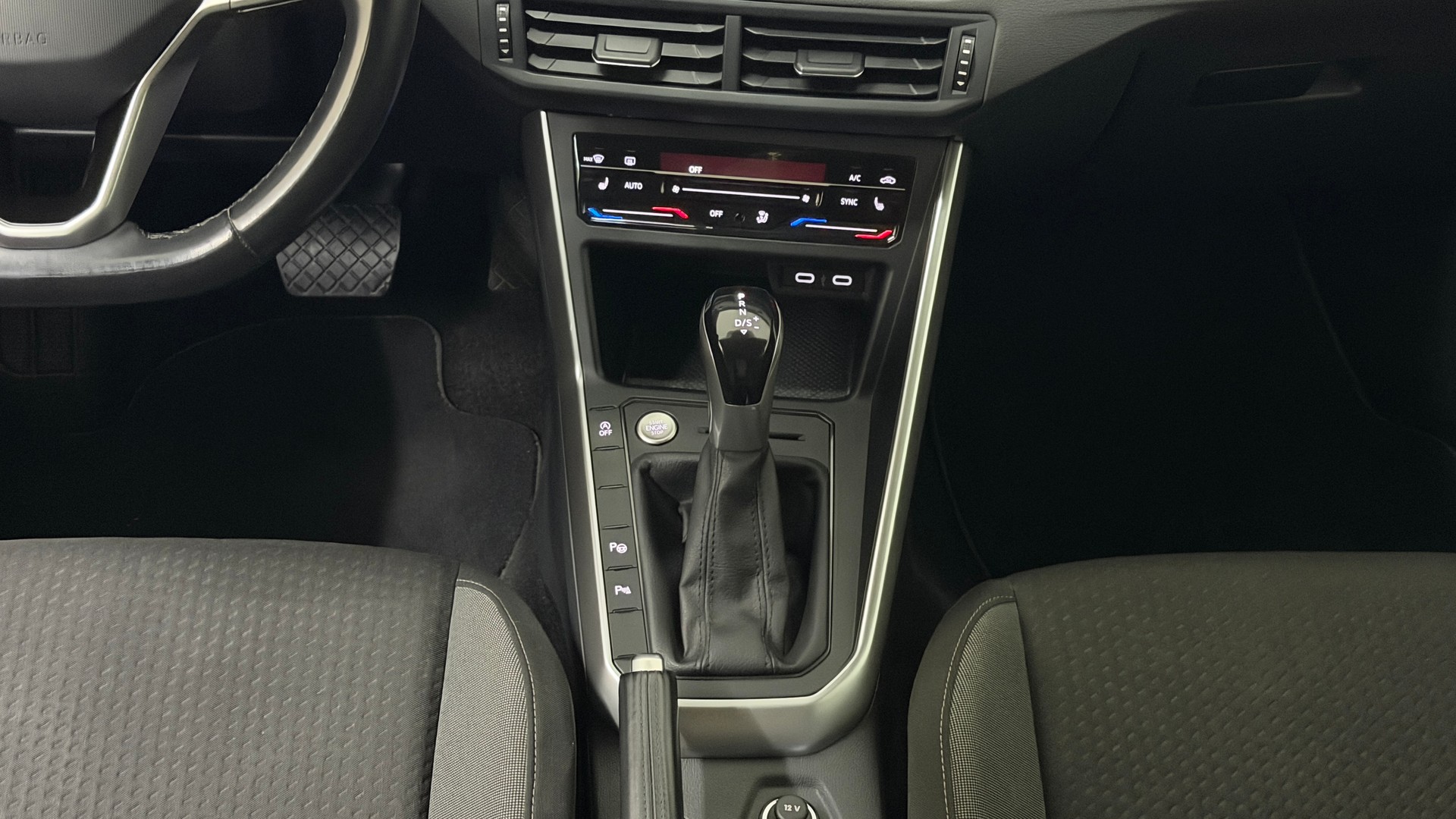 VW Polo 1.0 TSI Life DSG-image-14