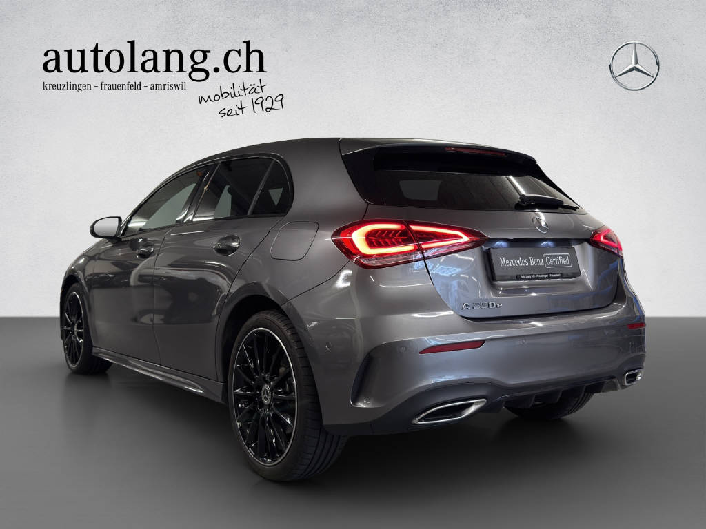 MERCEDES-BENZ A 250 e AMG Line-image-2