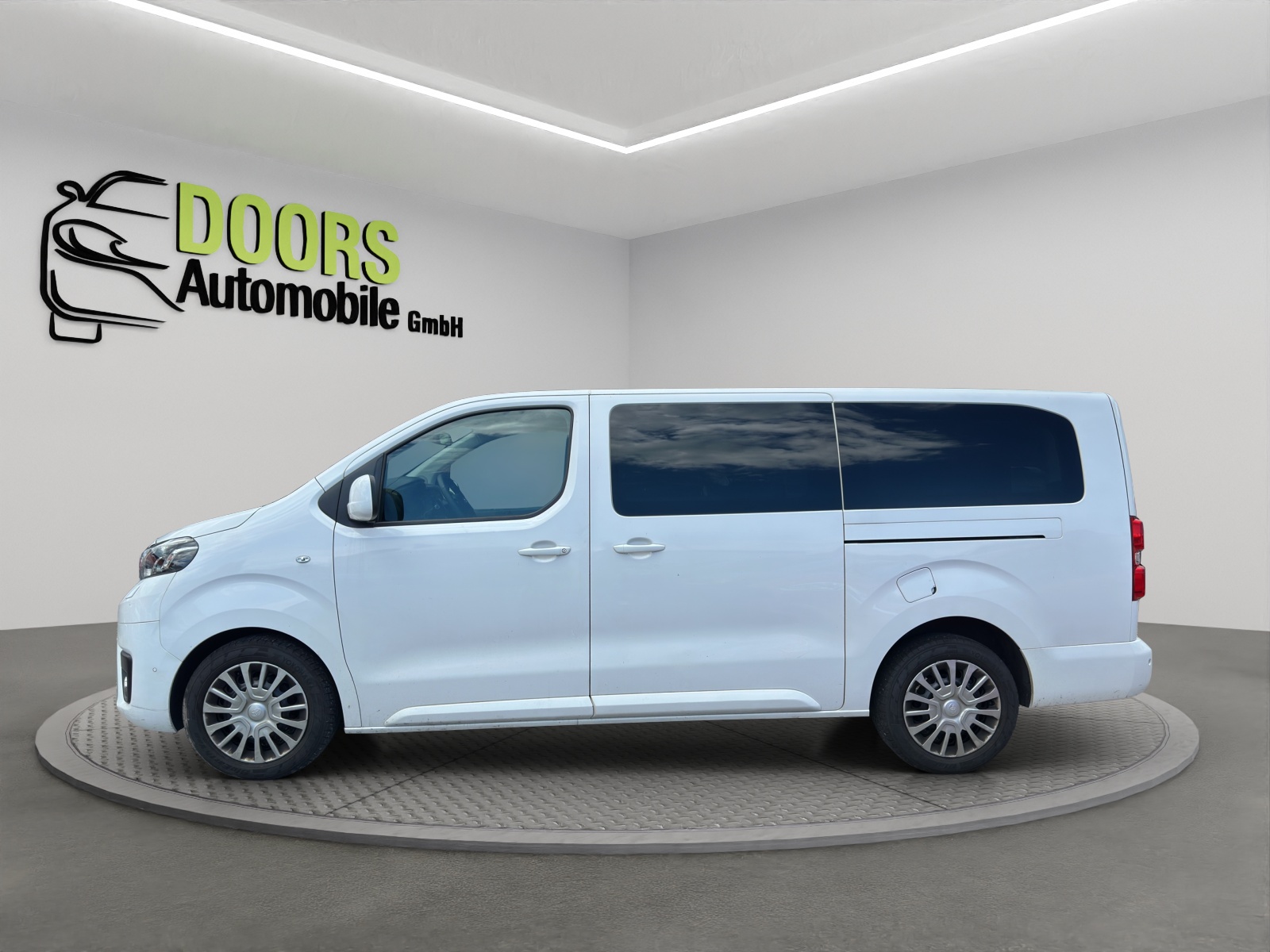 TOYOTA Proace Verso 2.0 D-4D Long Automatic-image-6