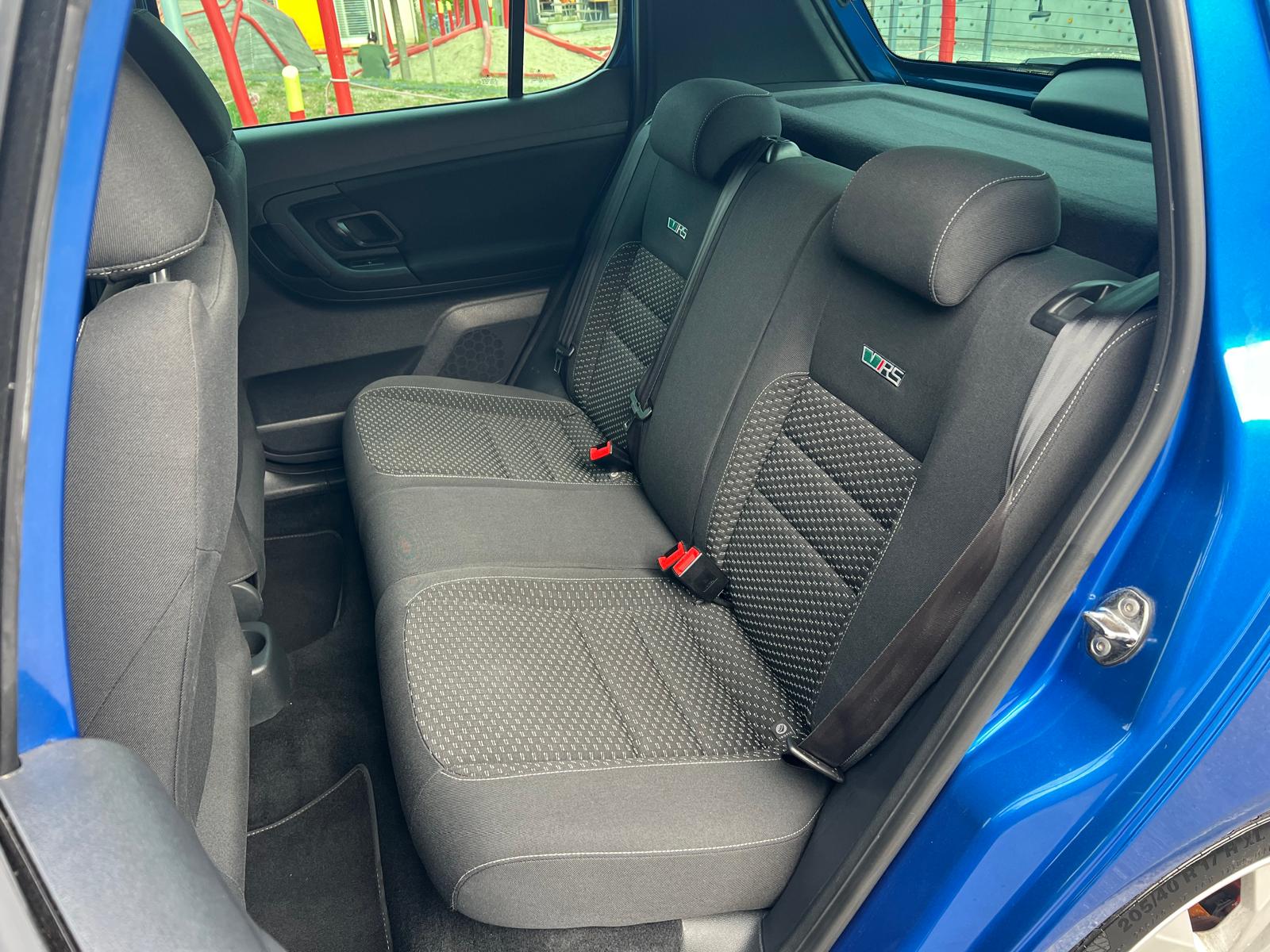 SKODA Fabia 1.4 TSI RS DSG-image-15
