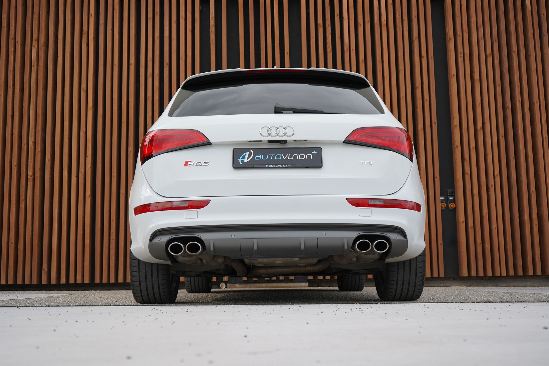 AUDI SQ5 3.0 TDI QUATTRO TIPTRONIC BLACK l 313 PS-image-15