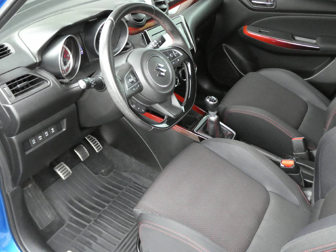 SUZUKI Swift 1.4 T Sport Compact Top-image-8