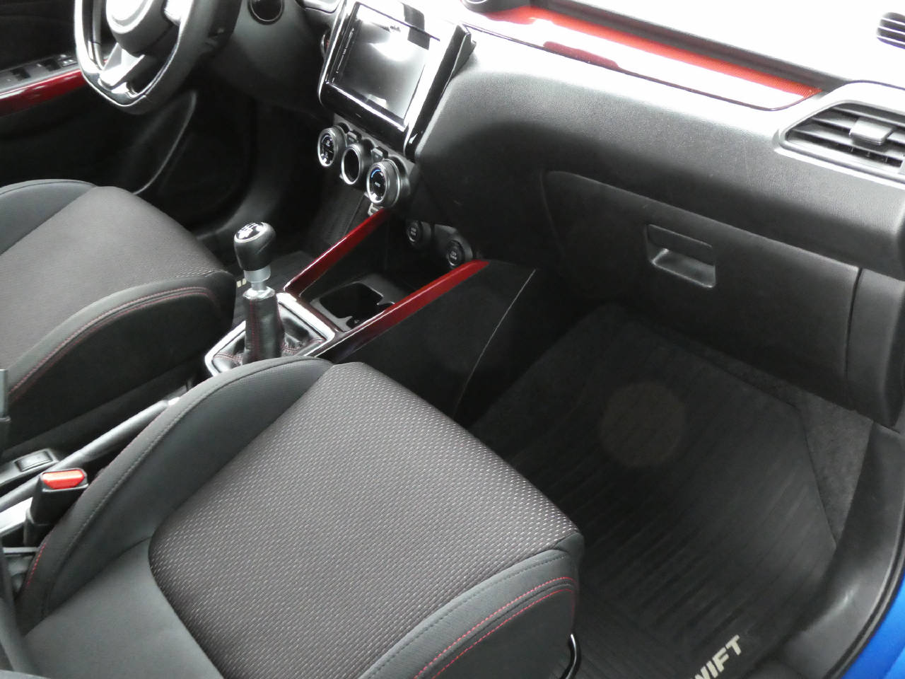 SUZUKI Swift 1.4 T Sport Compact Top-image-9