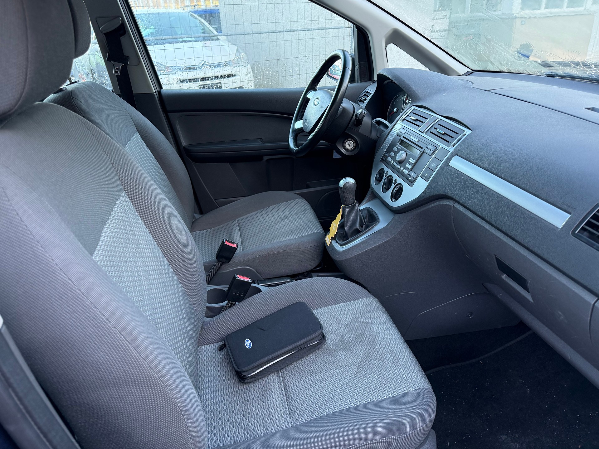 FORD Focus C-Max 1.6 Ti-VCT Trend-image-5