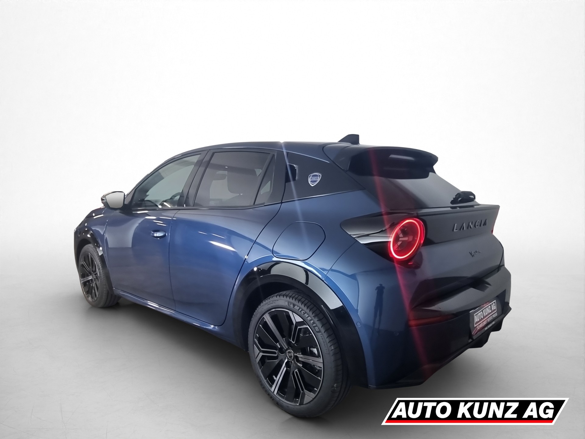 LANCIA Ypsilon Elettrica 156 Edition Limitata Cassina-image-3