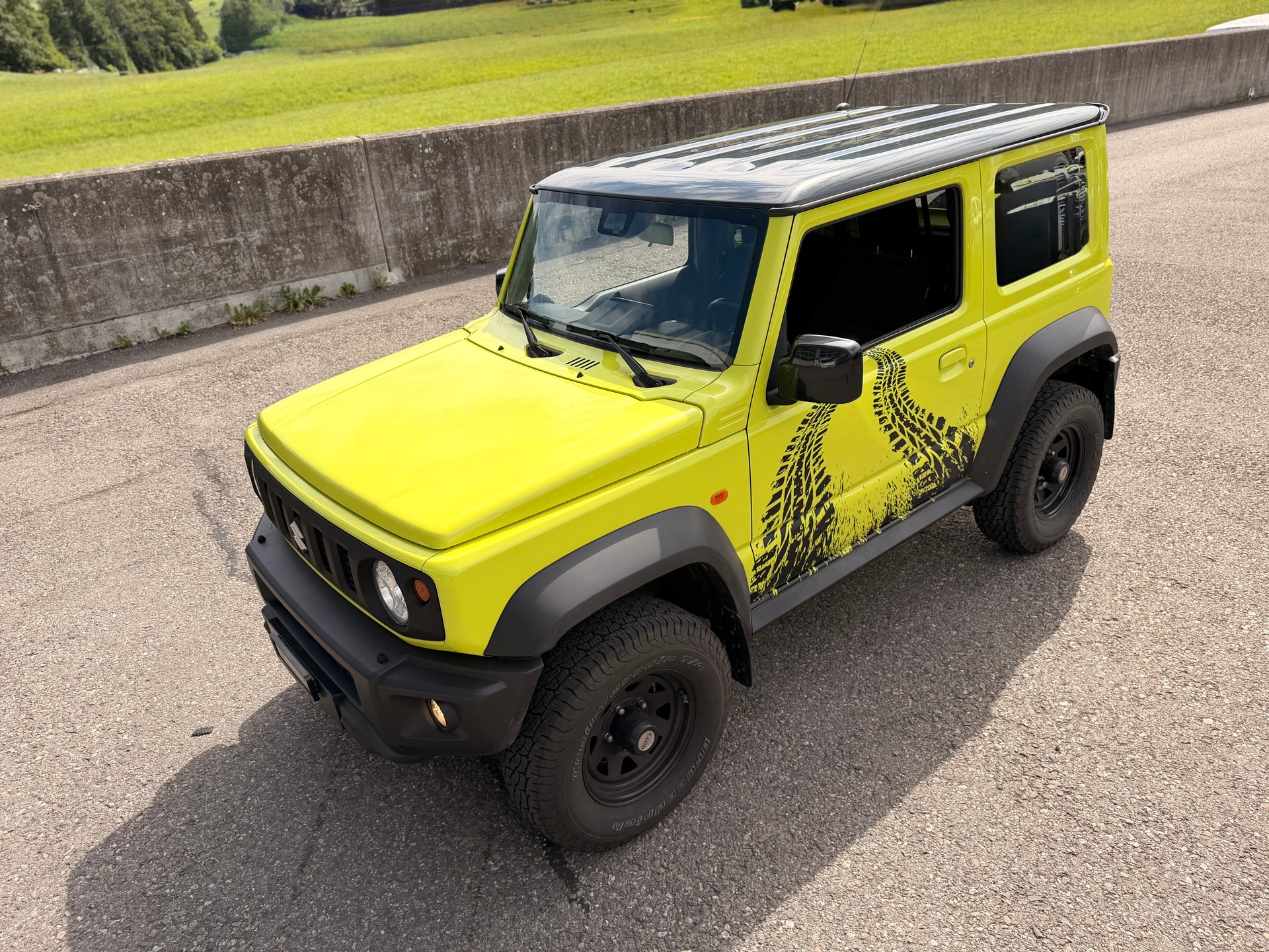 SUZUKI Jimny 1.5 Compact Top 4x4-image-24