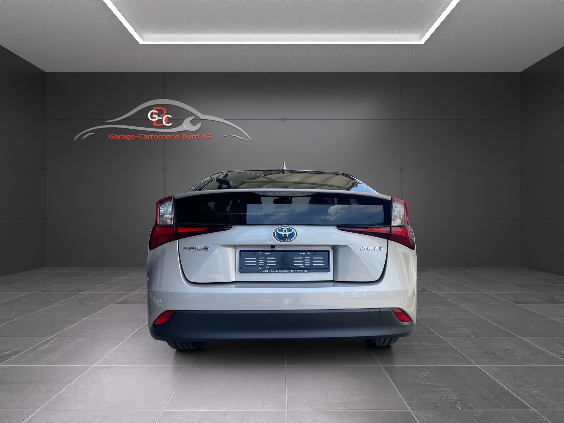 TOYOTA Prius 1.8 VVT-i HSD AWD-i Premium-image-4